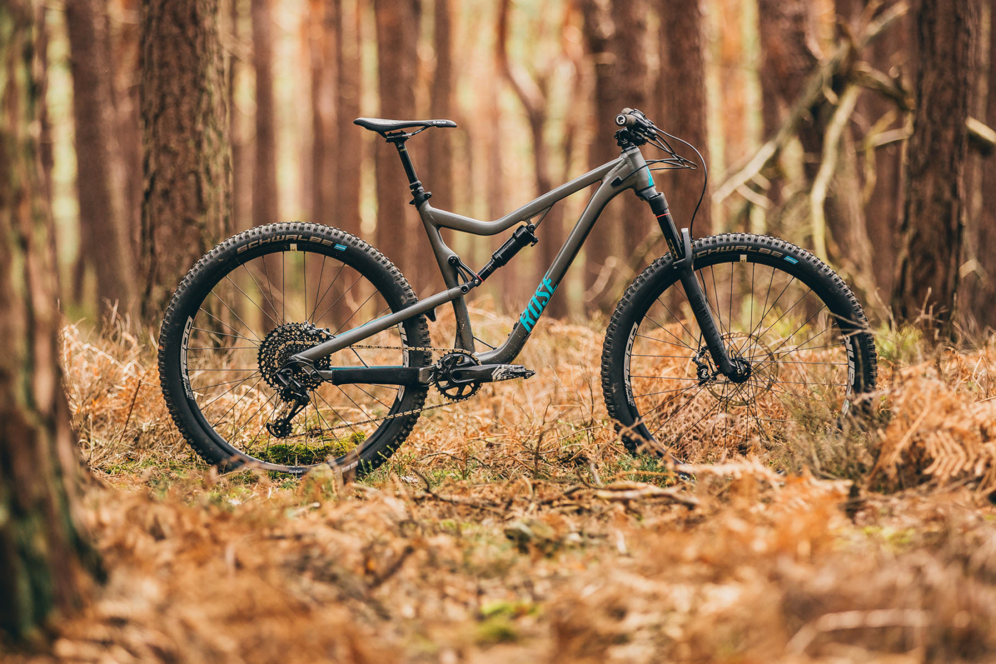 Rose Bikes, Root miller 2 review, Enduro mountainbike, Magazine, 2000x1340 HD Desktop