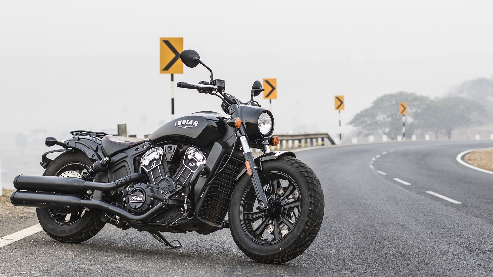 Indian Scout Bobber, White smoke color, Scout Bobber colors, Biker's choice, 1920x1080 Full HD Desktop