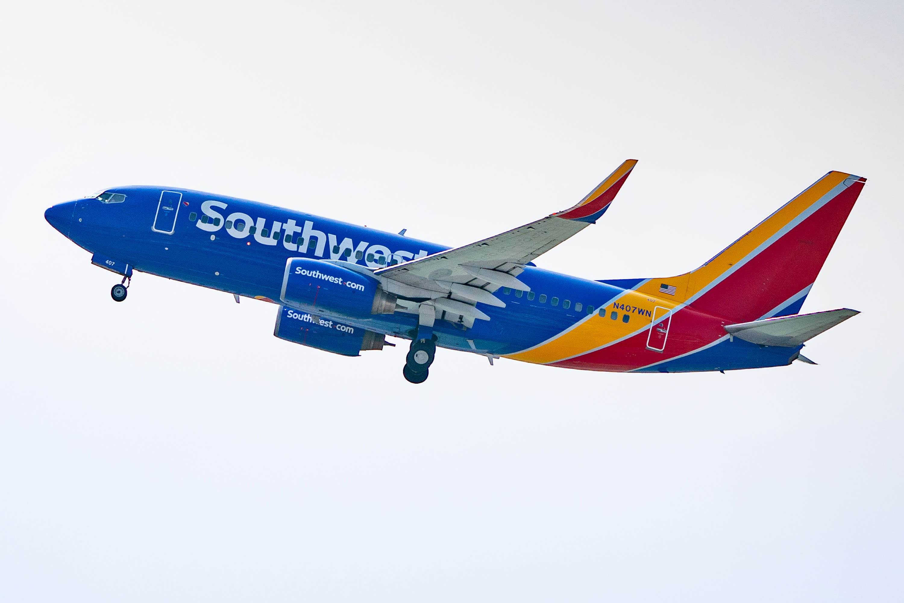 Boeing 737-7H4, Southwest Airlines Wallpaper, 3000x2000 HD Desktop