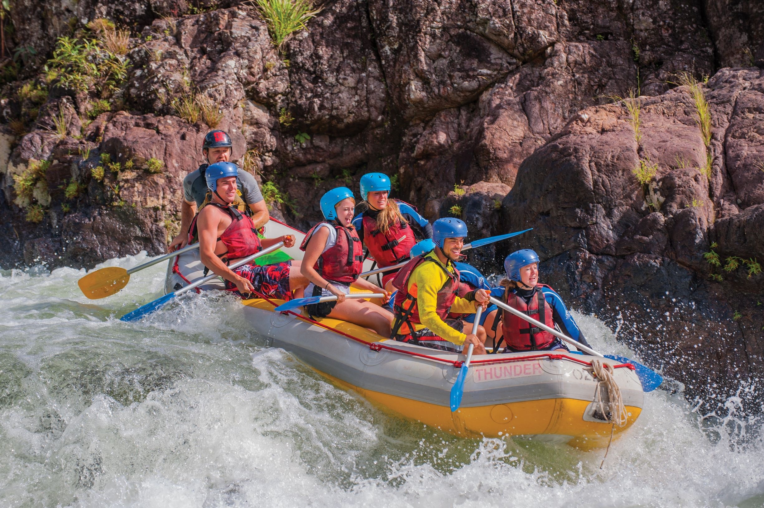 Tully River, Rafting Wallpaper, 2460x1640 HD Desktop