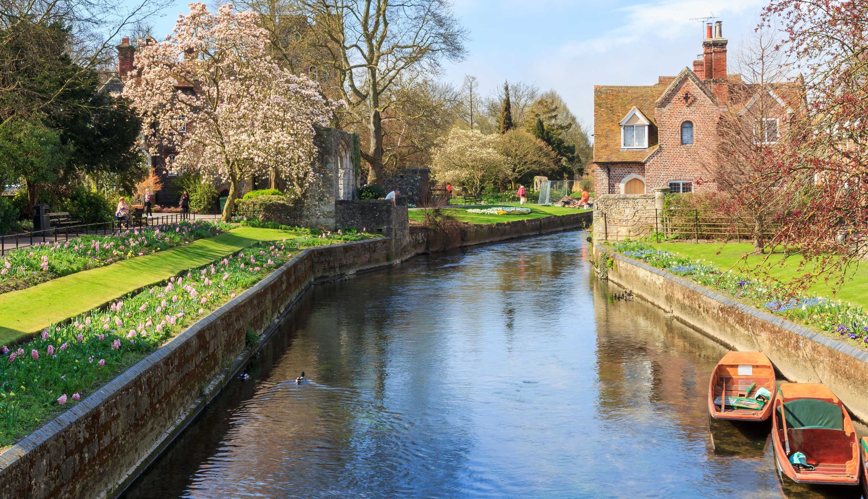 Canterbury, England, Best B&Bs, Comfortable accommodations, 3000x1730 HD Desktop