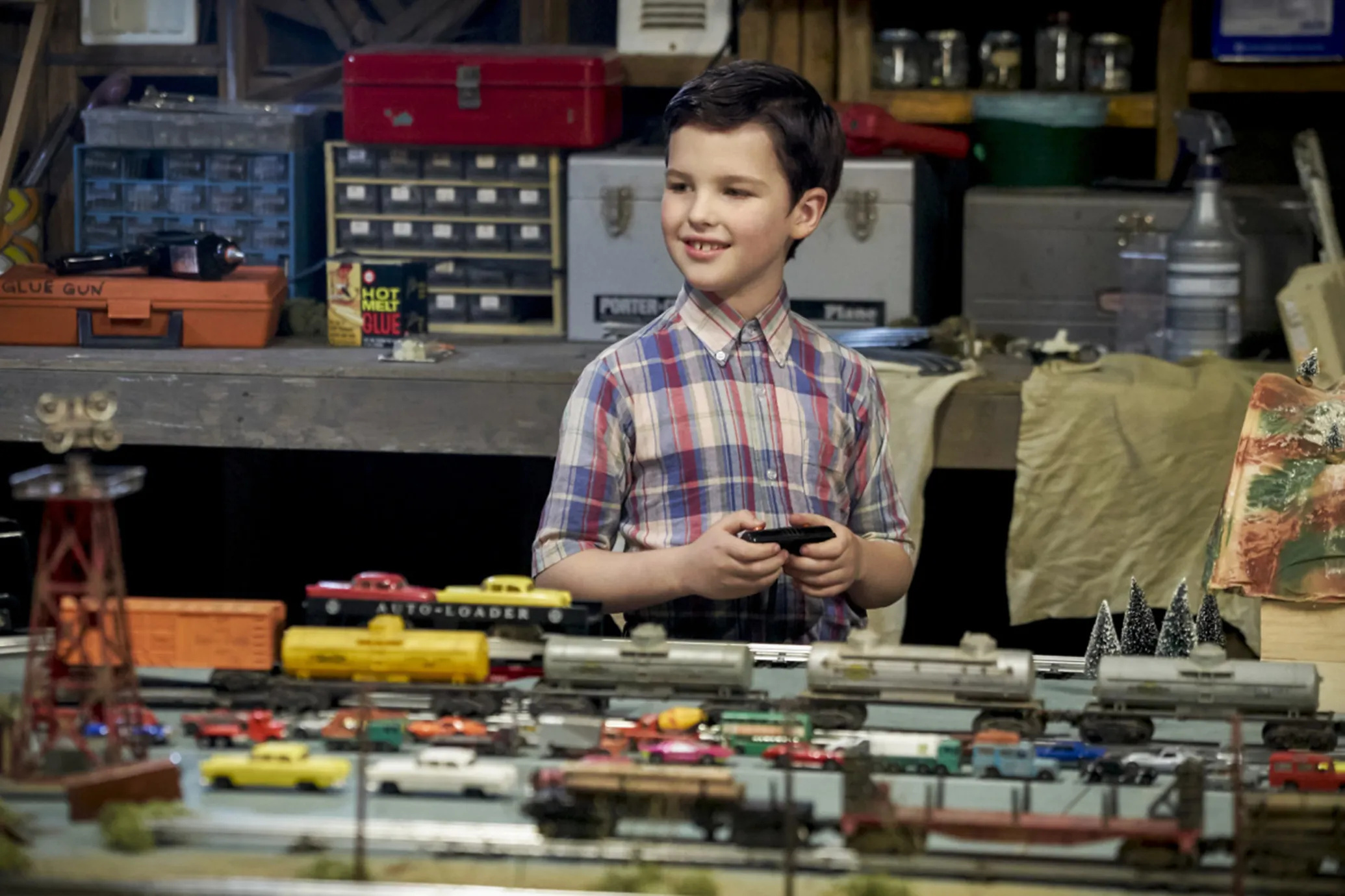 Young Sheldon, TV Series, Streaming service, World news, 2070x1380 HD Desktop