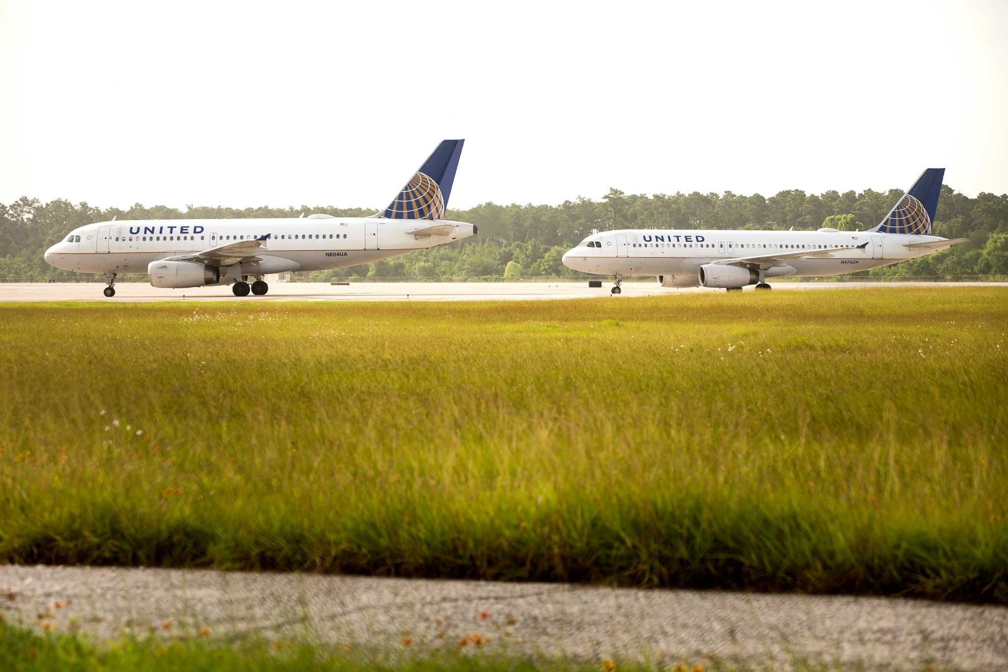 George Bush Intercontinental Airport, Fascinating facts, Houston travel, Air travel wonder, 2050x1370 HD Desktop