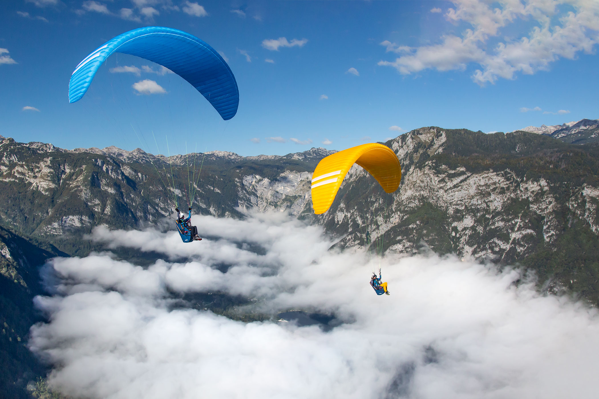 Knight 2, Paragliding Wallpaper, 2100x1400 HD Desktop