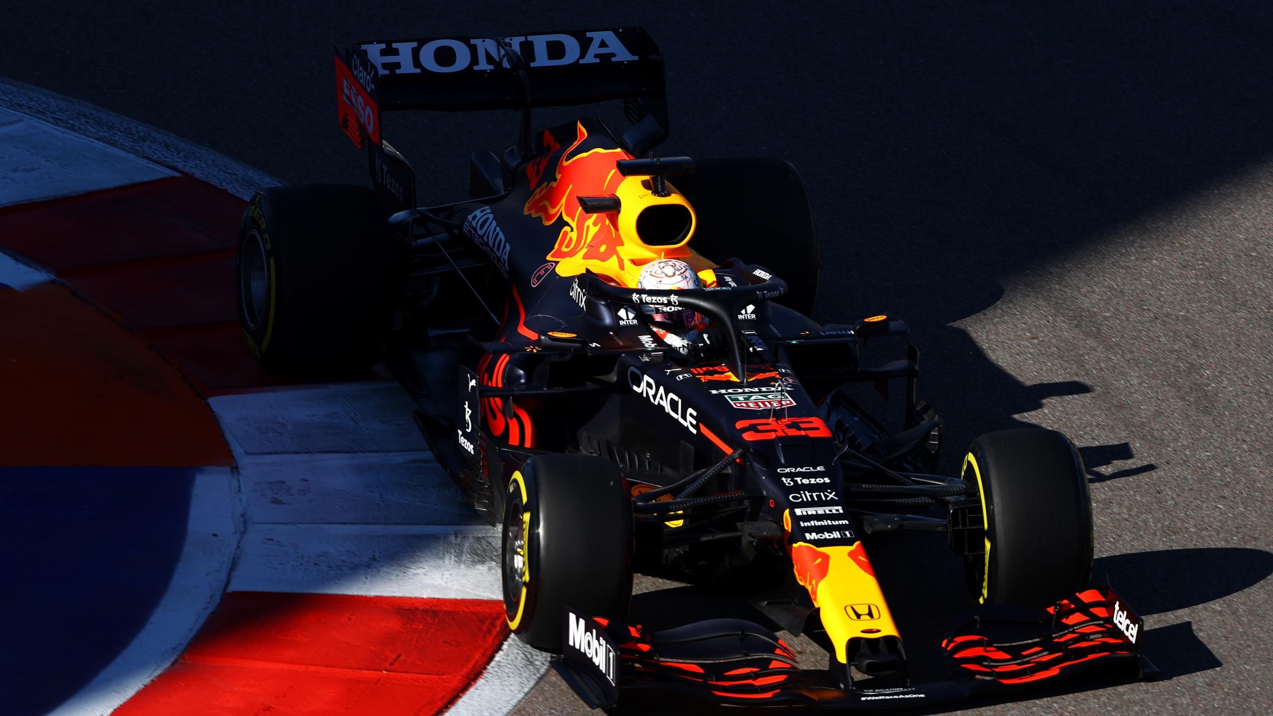 RB16 Sochi GP, Oracle Red Bull Racing Wallpaper, 2560x1440 HD Desktop