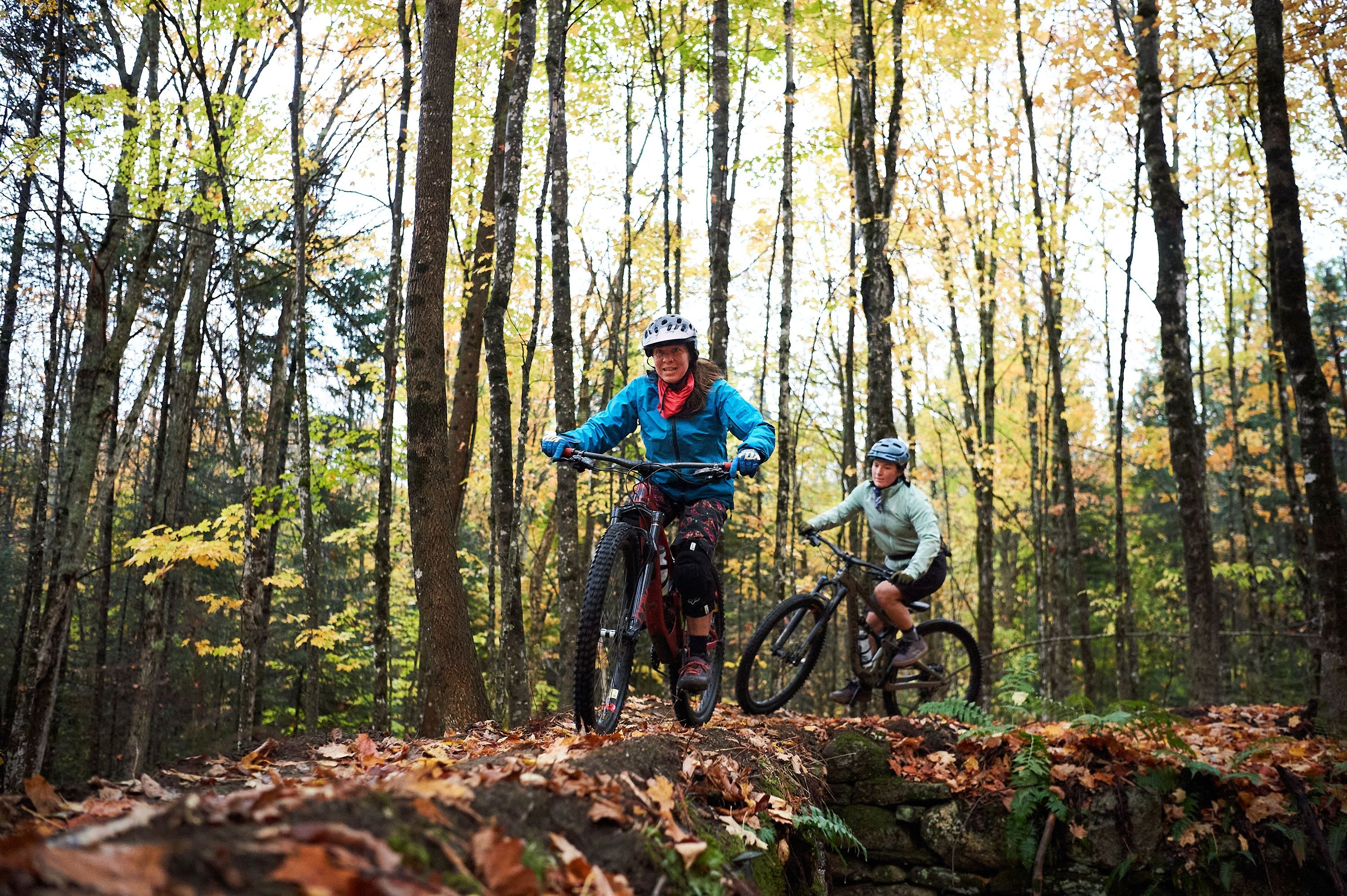 Beginner mountain biking, Essential tips, Get started, Master the trails, 3000x2000 HD Desktop