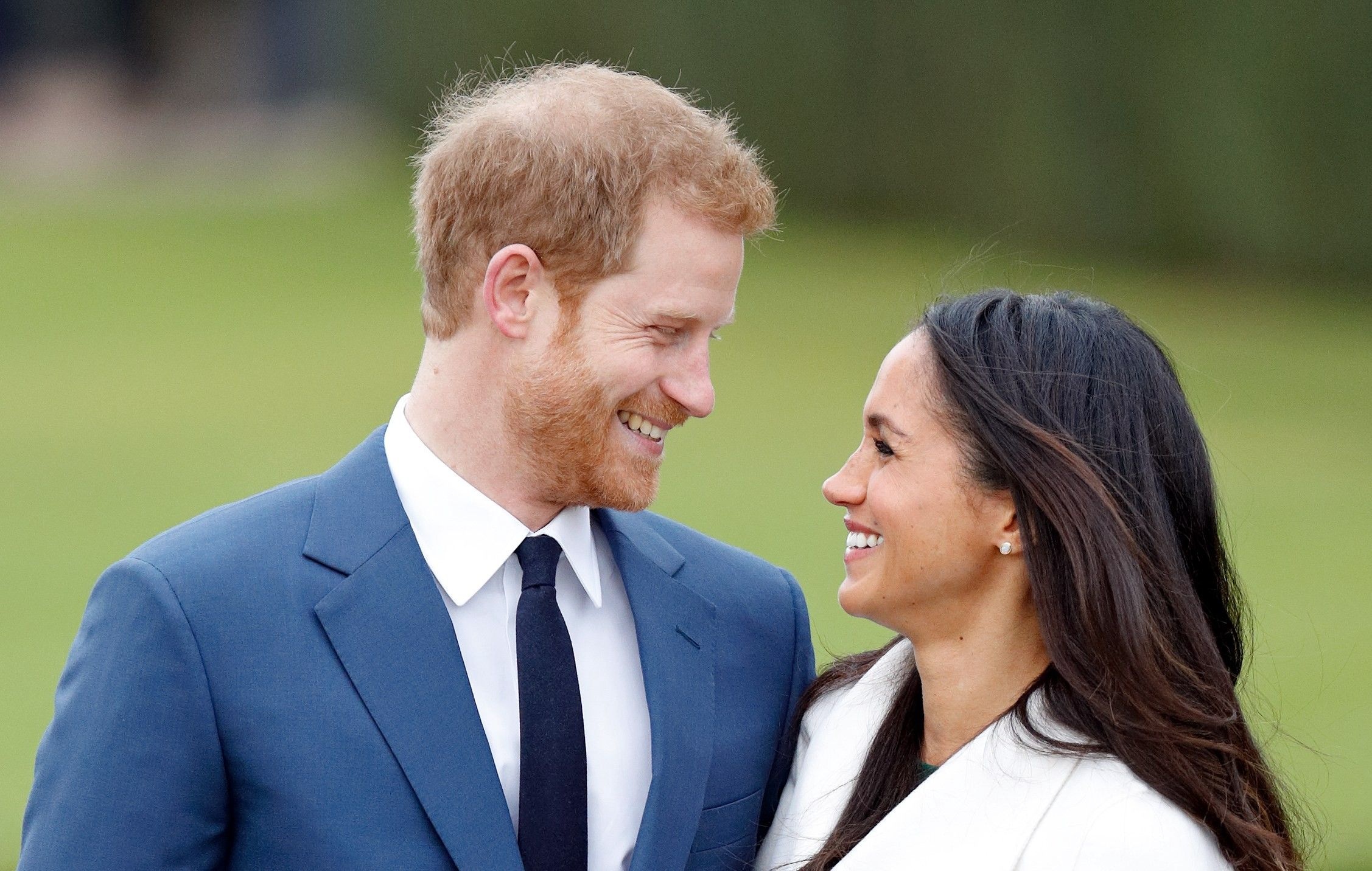 Prince Harry, Meghan Markle, Royal couple wallpapers, 2260x1440 HD Desktop