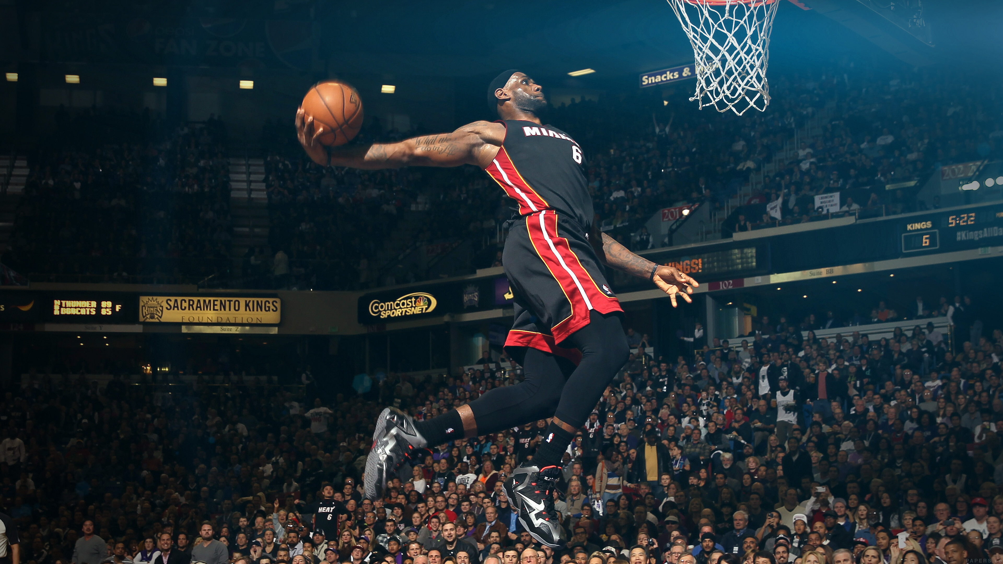 Miami Heat vs Sacramento Kings, LeBron James Wallpaper, 3840x2160 4K Desktop