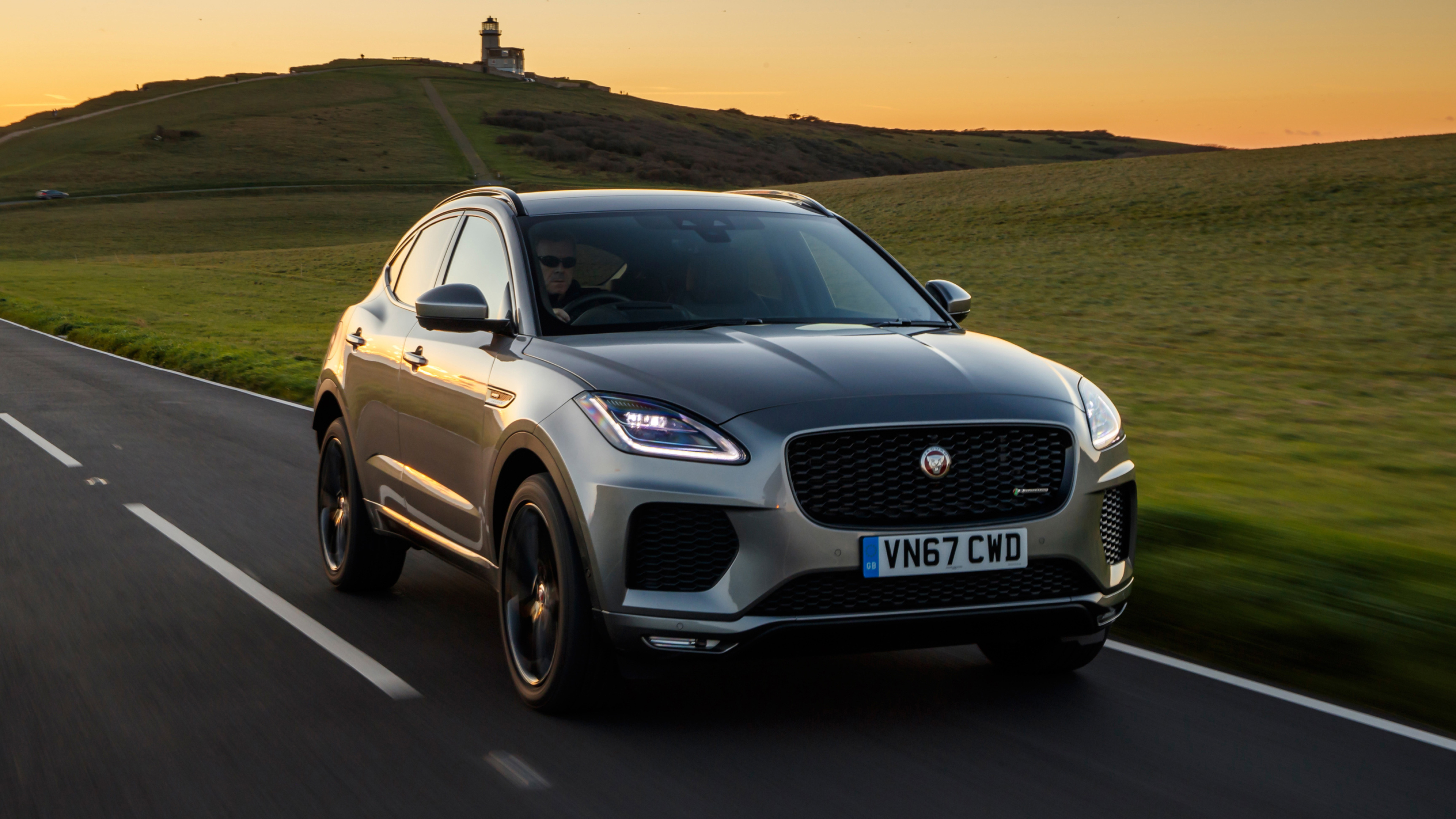 AWD R-Dynamic, Jaguar E-PACE Wallpaper, 3840x2160 4K Desktop