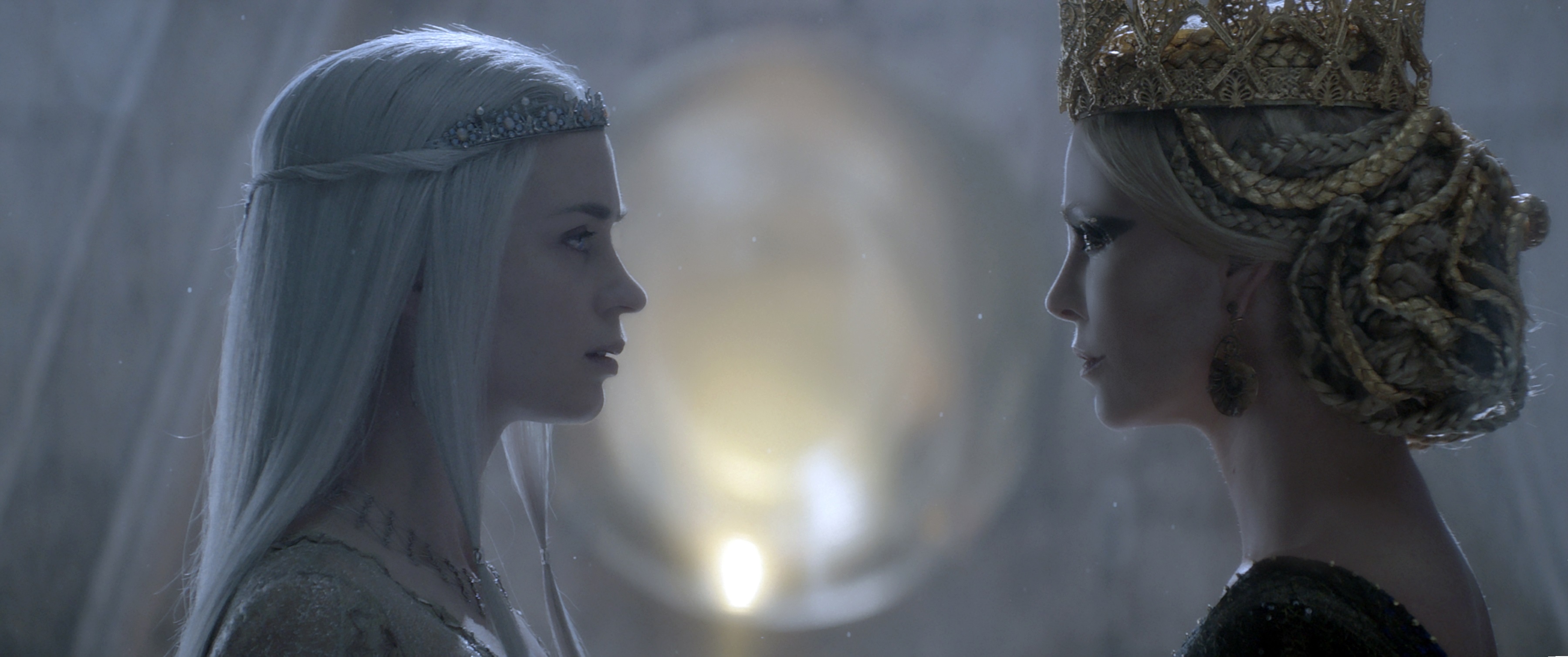 Emily Blunt, Queen Freya, The Huntsman sequel, Behind the scenes, 3600x1510 Dual Screen Desktop