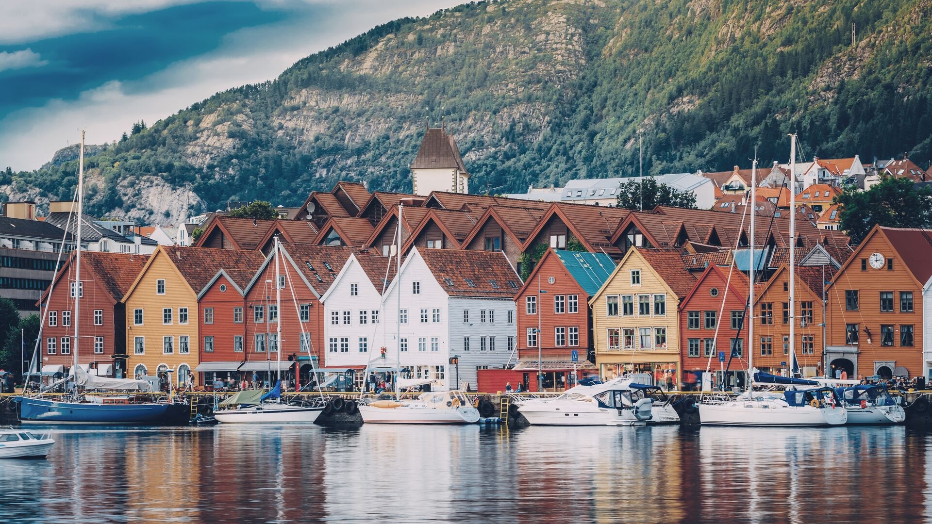 Bryggen, Norway, MBA, Indian students, 1920x1080 Full HD Desktop