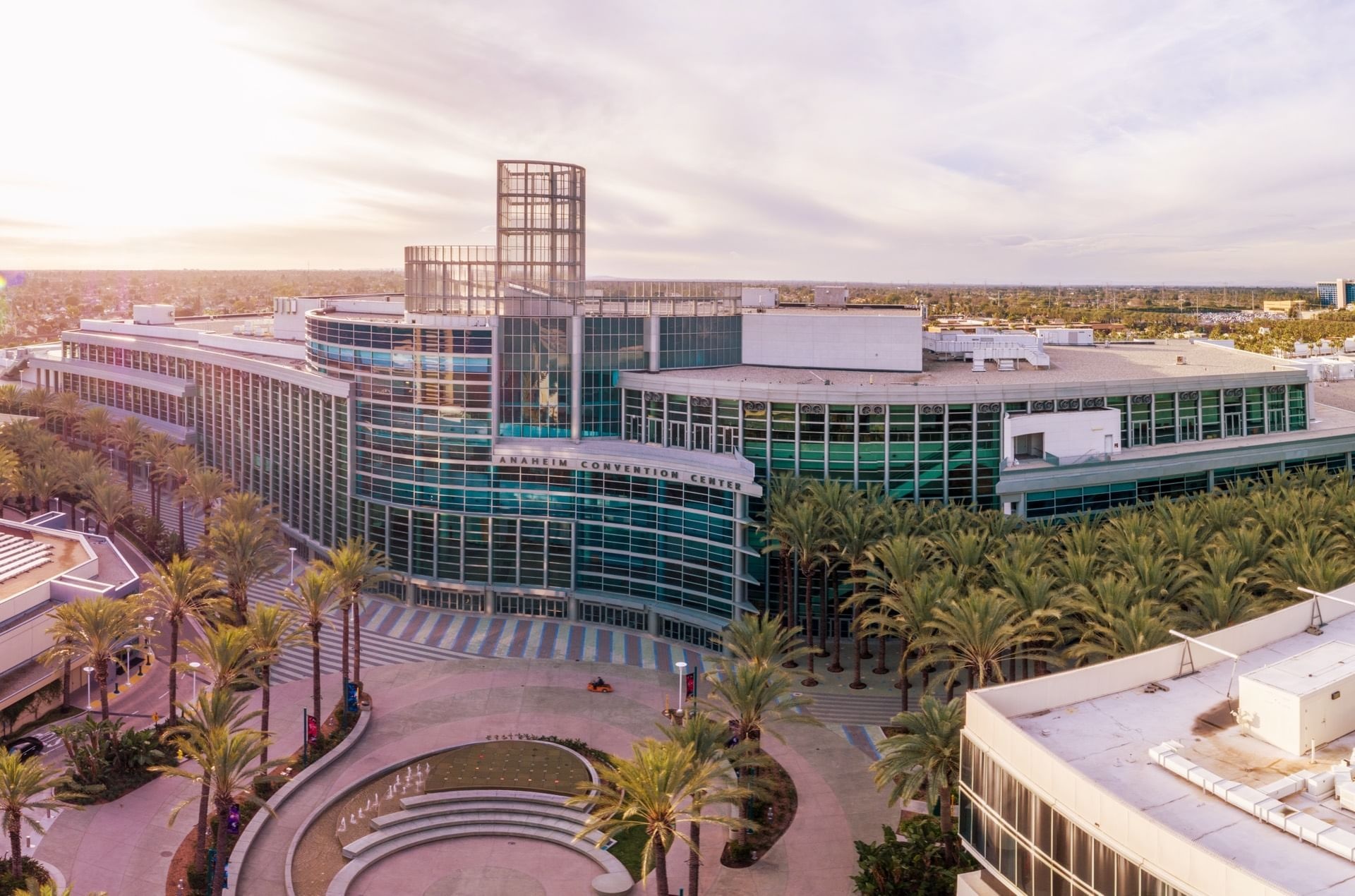 Anaheim Convention Center, Grand Legacy at the park, 1920x1270 HD Desktop