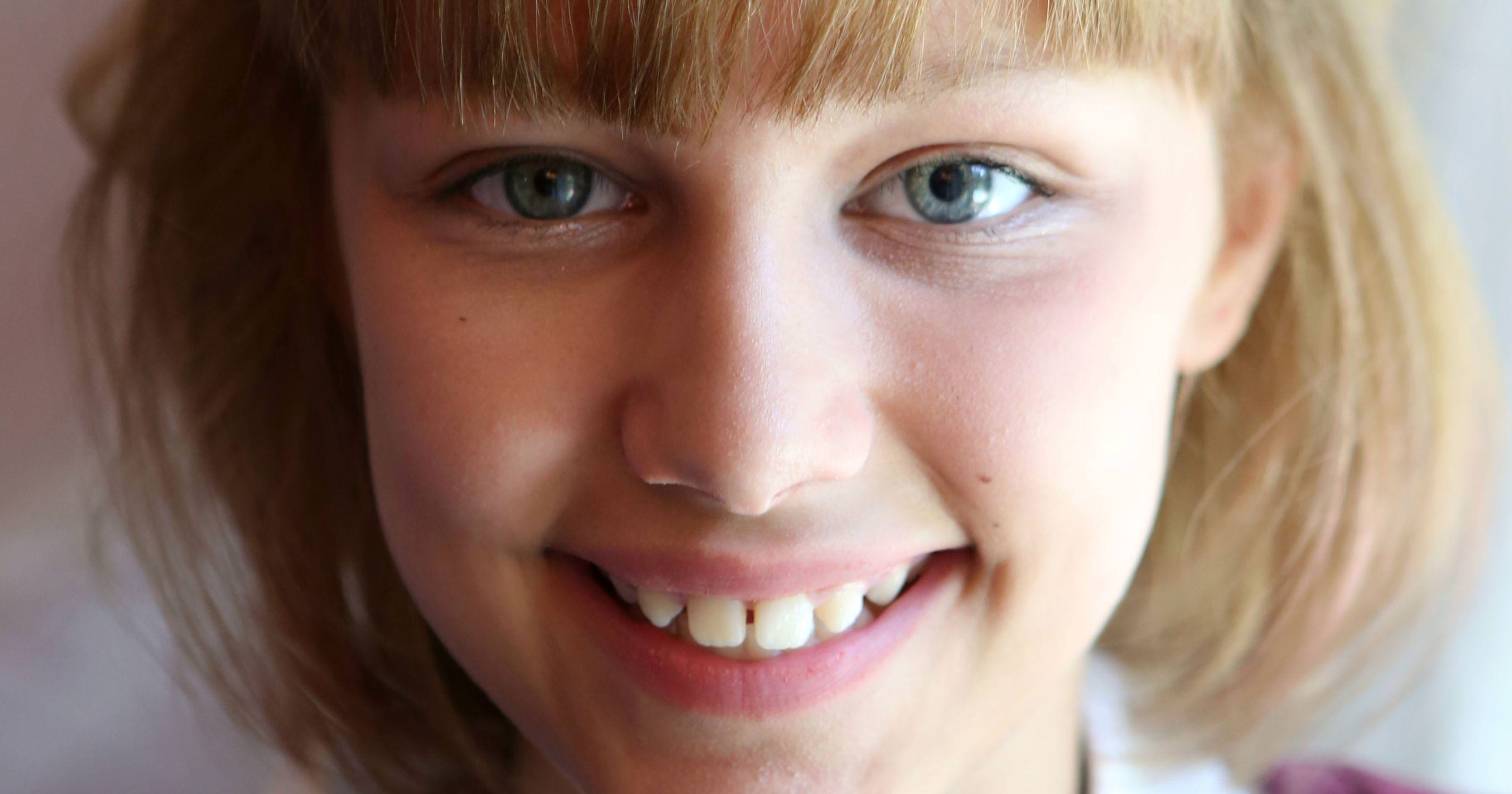 Grace VanderWaal, 5k photos, High-resolution images, Wallpaper download, 3200x1680 HD Desktop