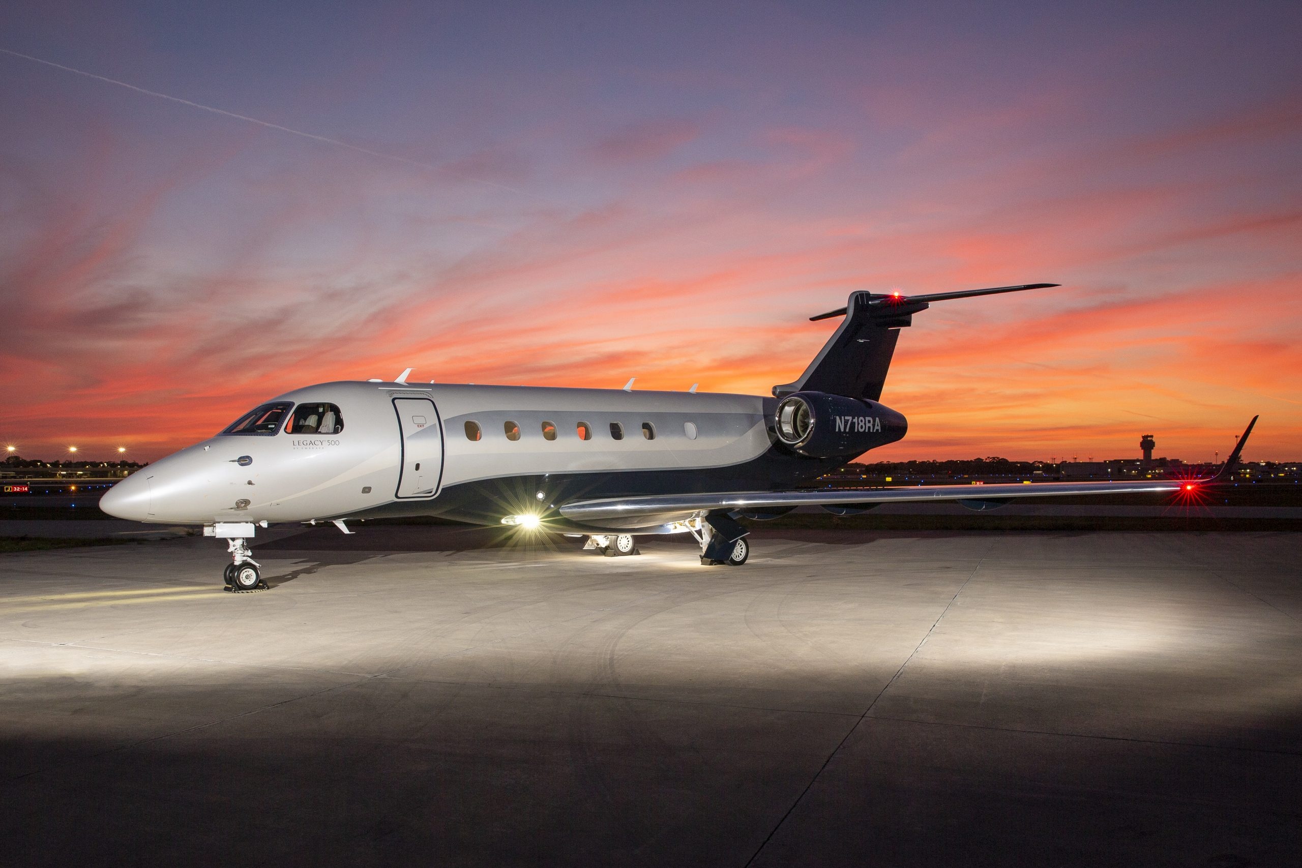 Embraer Legacy, 88 West Aviation, 2560x1710 HD Desktop