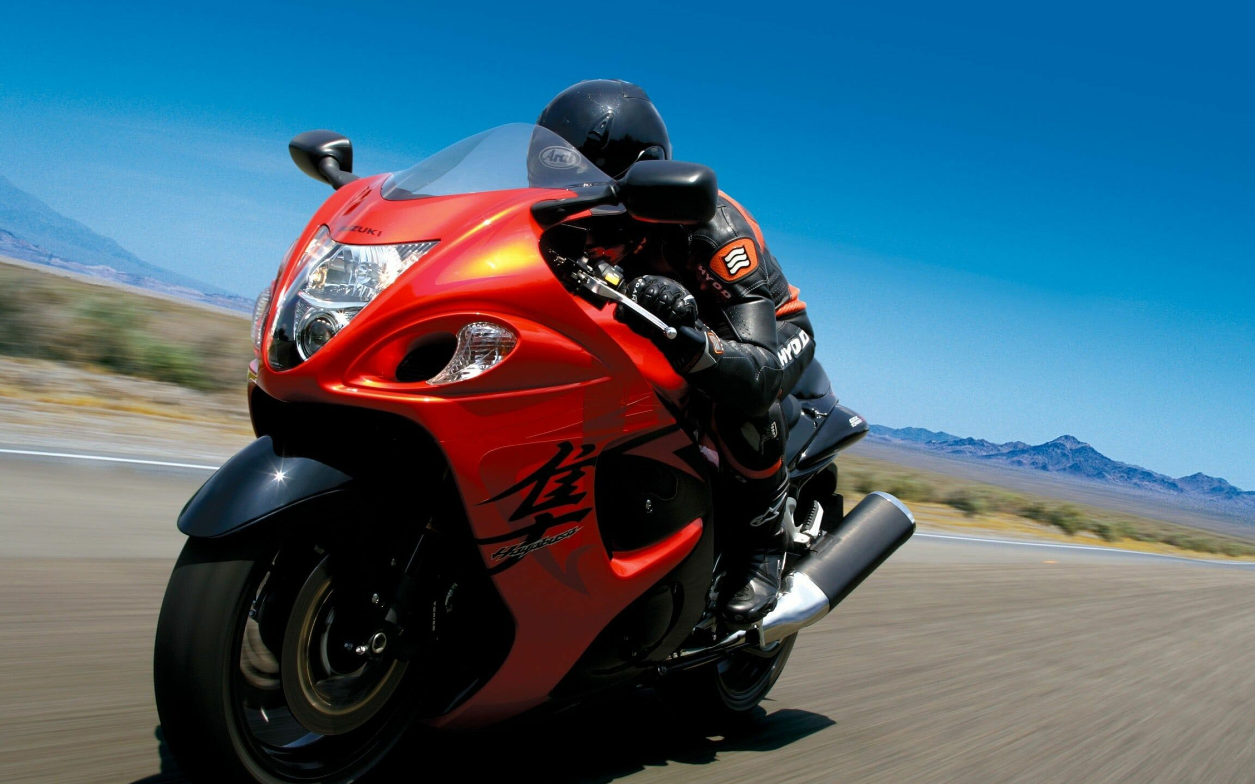 Suzuki Hayabusa, Speed demon, Aerodynamic design, Performance perfection, 2560x1600 HD Desktop