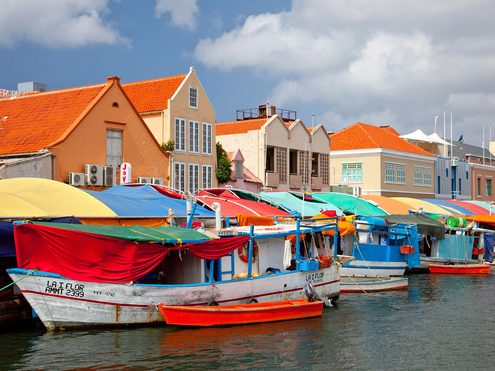 Under the radar, Caribbean destination, Cond Nast Traveler, Visiting Curacao, 2050x1540 HD Desktop