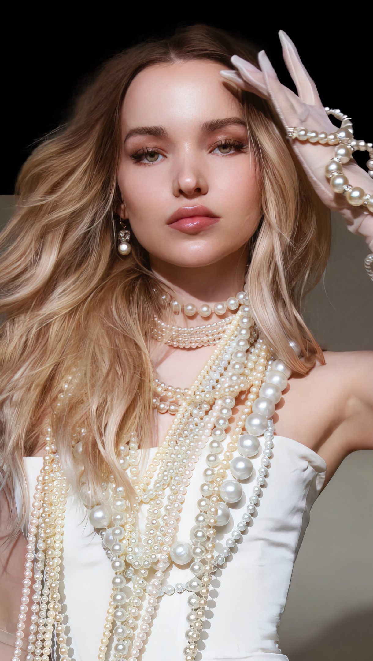 Dove Cameron, Ultra HD wallpaper, 2021 sensation, Gorgeous, 1220x2160 HD Phone