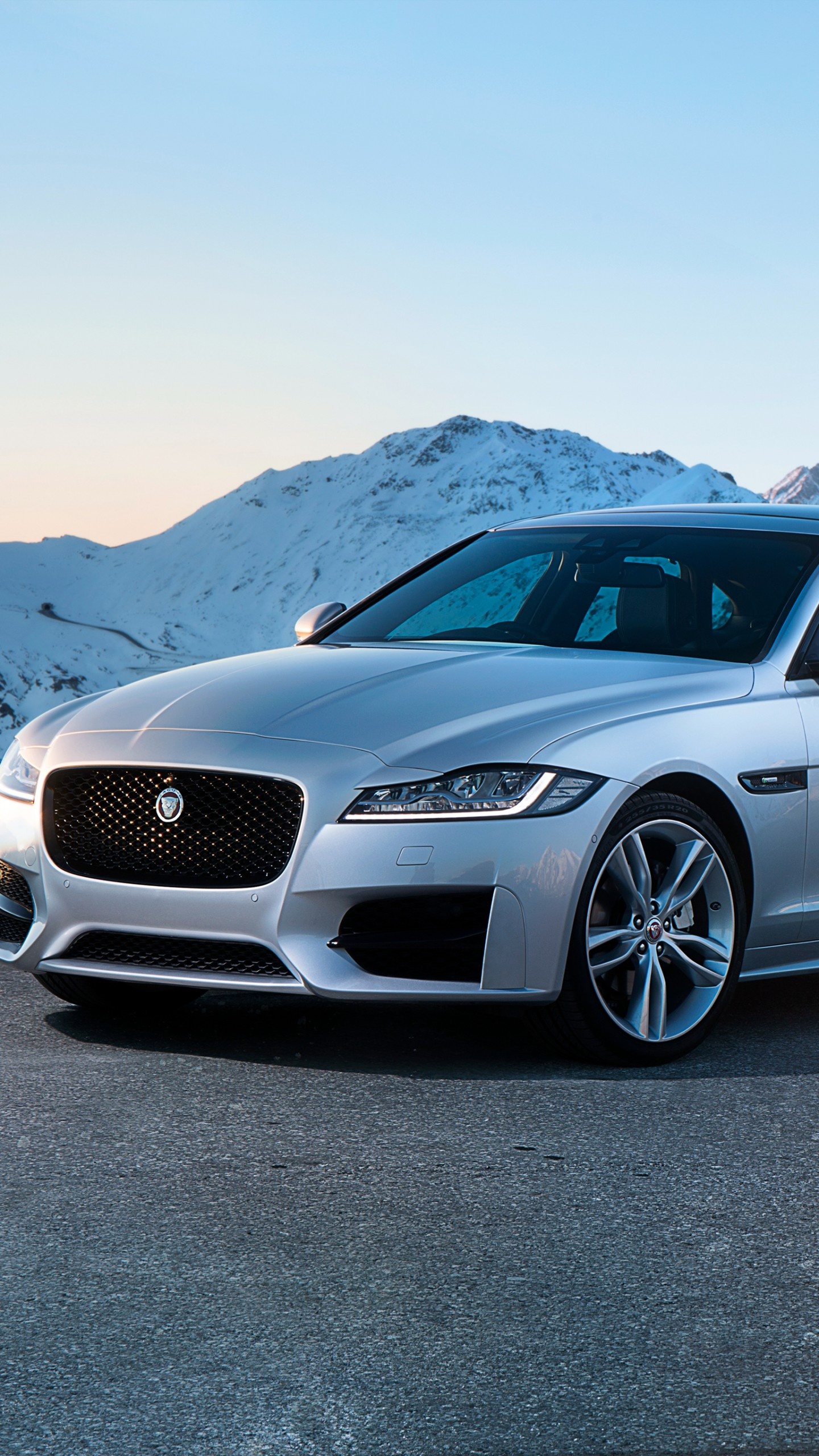 Jaguar XF, Wallpaper jaguar, Roadster cars, 1440x2560 HD Phone