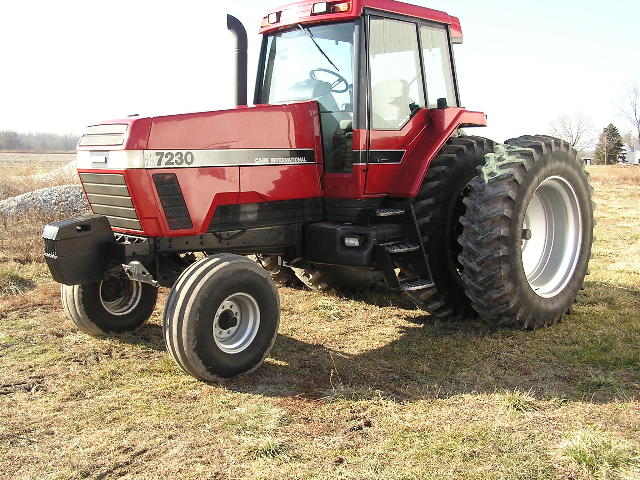 7230 2WD, International Harvester Wallpaper, 2050x1540 HD Desktop