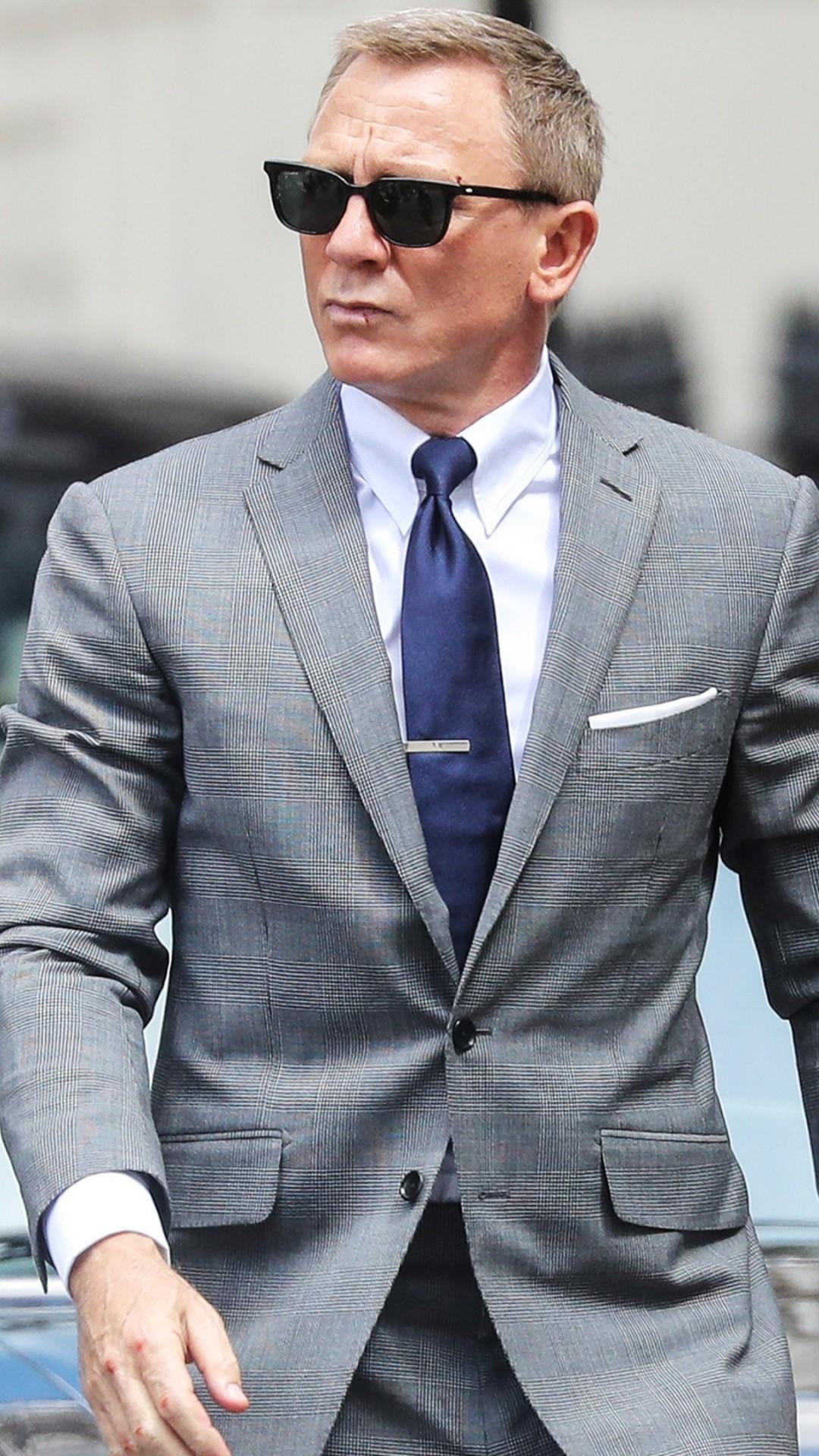 Daniel Craig, Celebs, No Time to Die, Wallpapers, 1080x1920 Full HD Phone