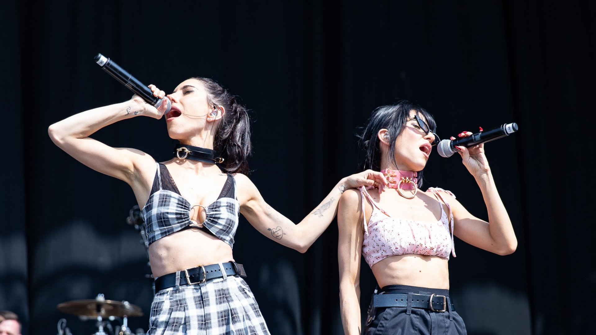 The Veronicas, Music duo, Australian artists, Live Nation Australia, 1920x1080 Full HD Desktop