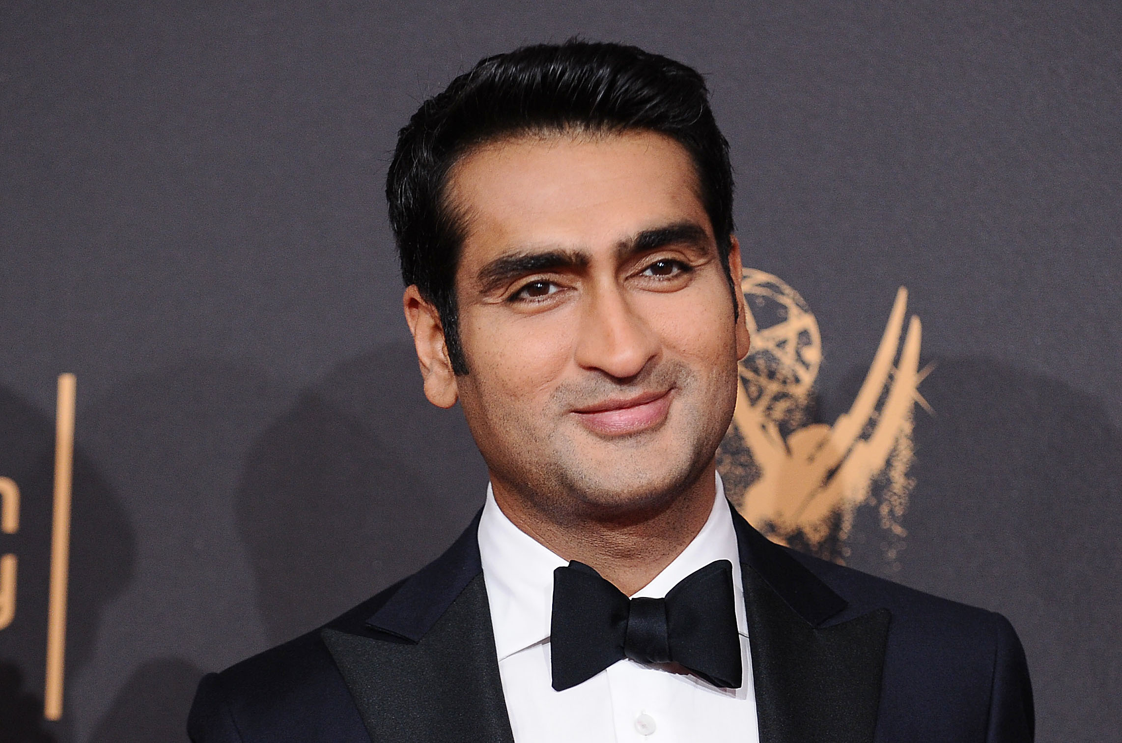 Kumail Nanjiani, SXSW cancellation, Coronavirus outbreak, Praises, 2290x1520 HD Desktop