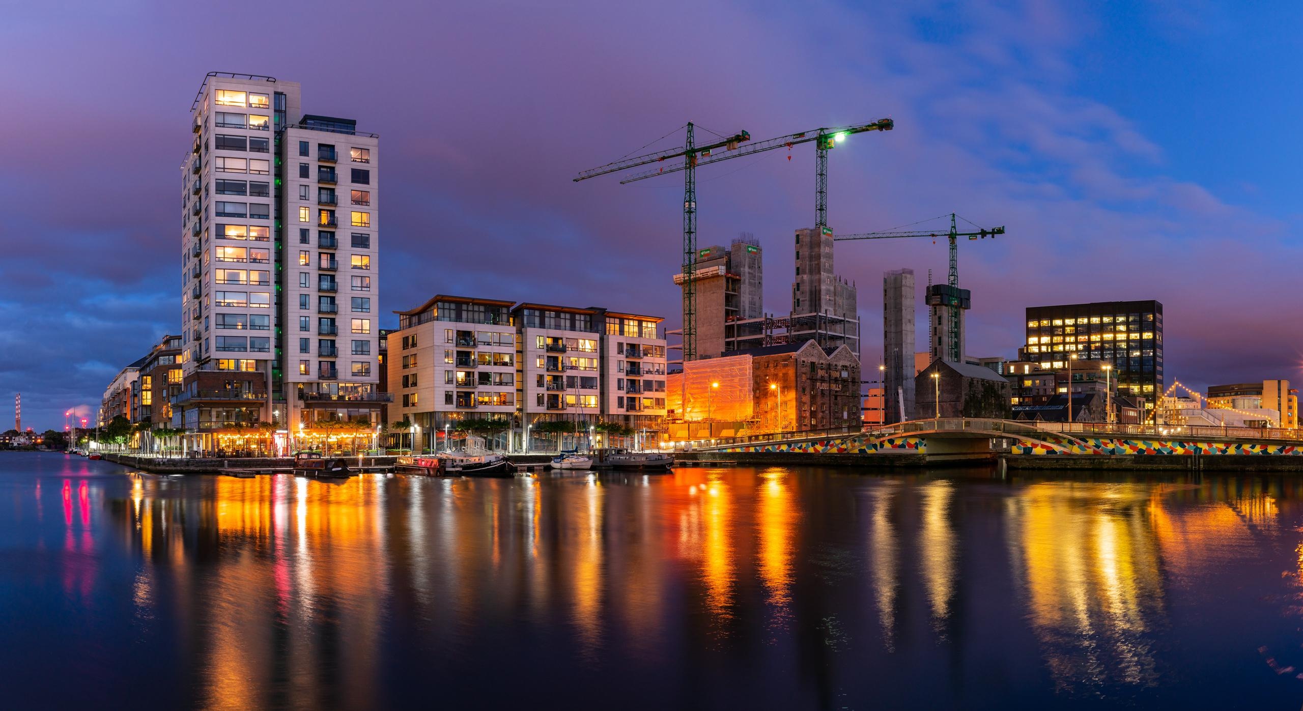 Grand Canal Dock, Dublin Wallpaper, 2560x1400 HD Desktop