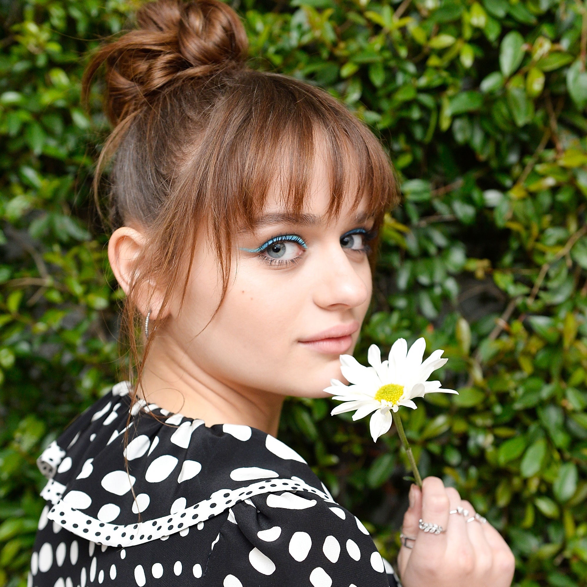 Joey King Movies, Rising star, Versatile actress, Film industry talent, 2000x2000 HD Phone