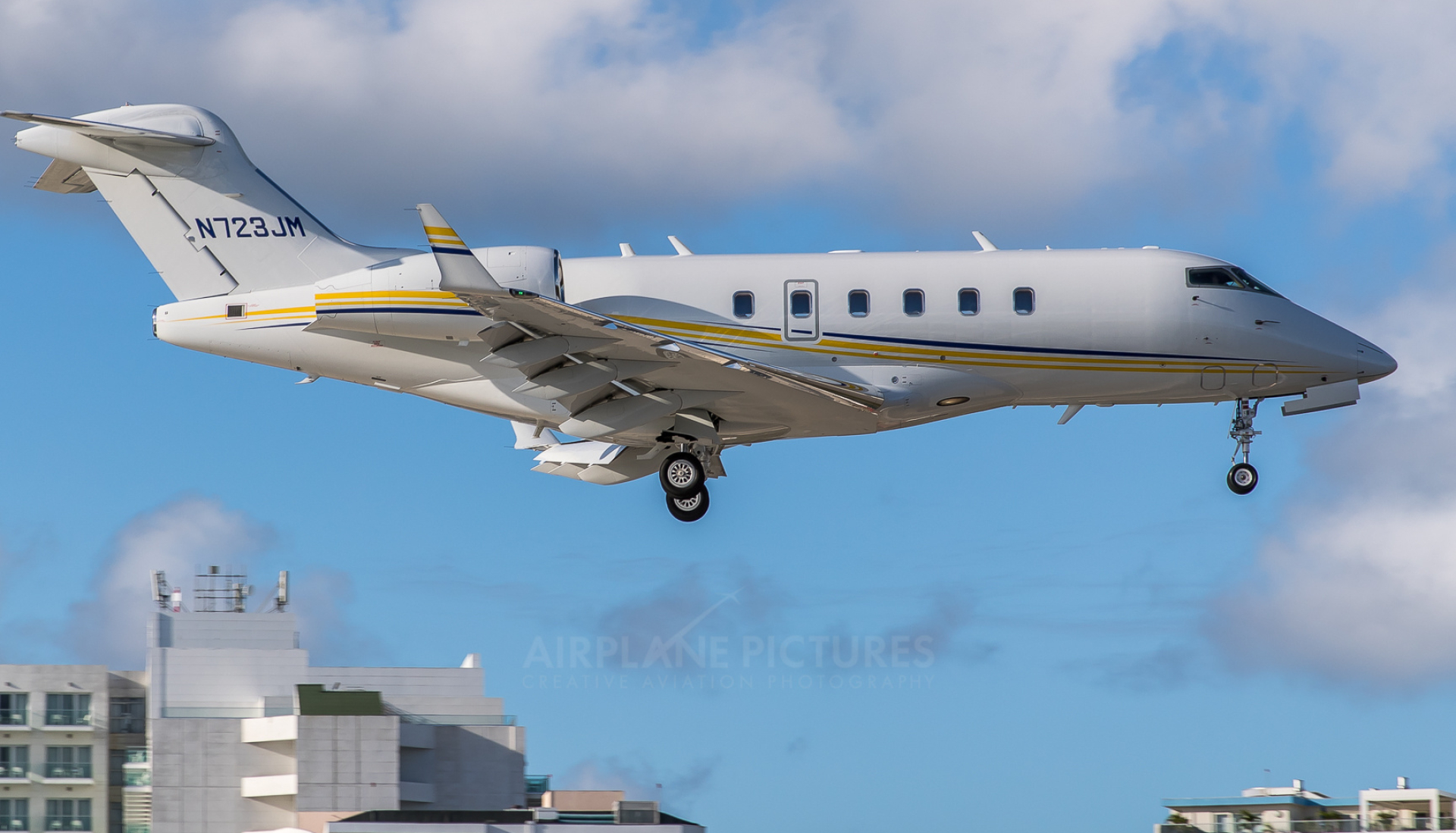 Bombardier Challenger 300, Prime Aircraft, 2009, 1920x1100 HD Desktop