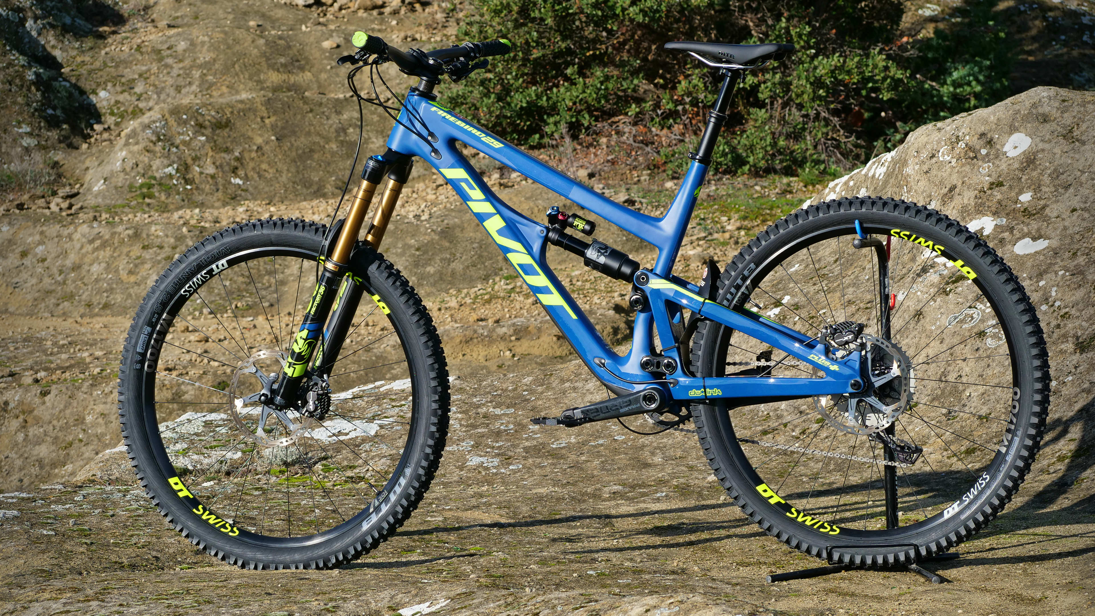 Firebird 29 XL, Pivot Cycles Wallpaper, 3840x2160 4K Desktop