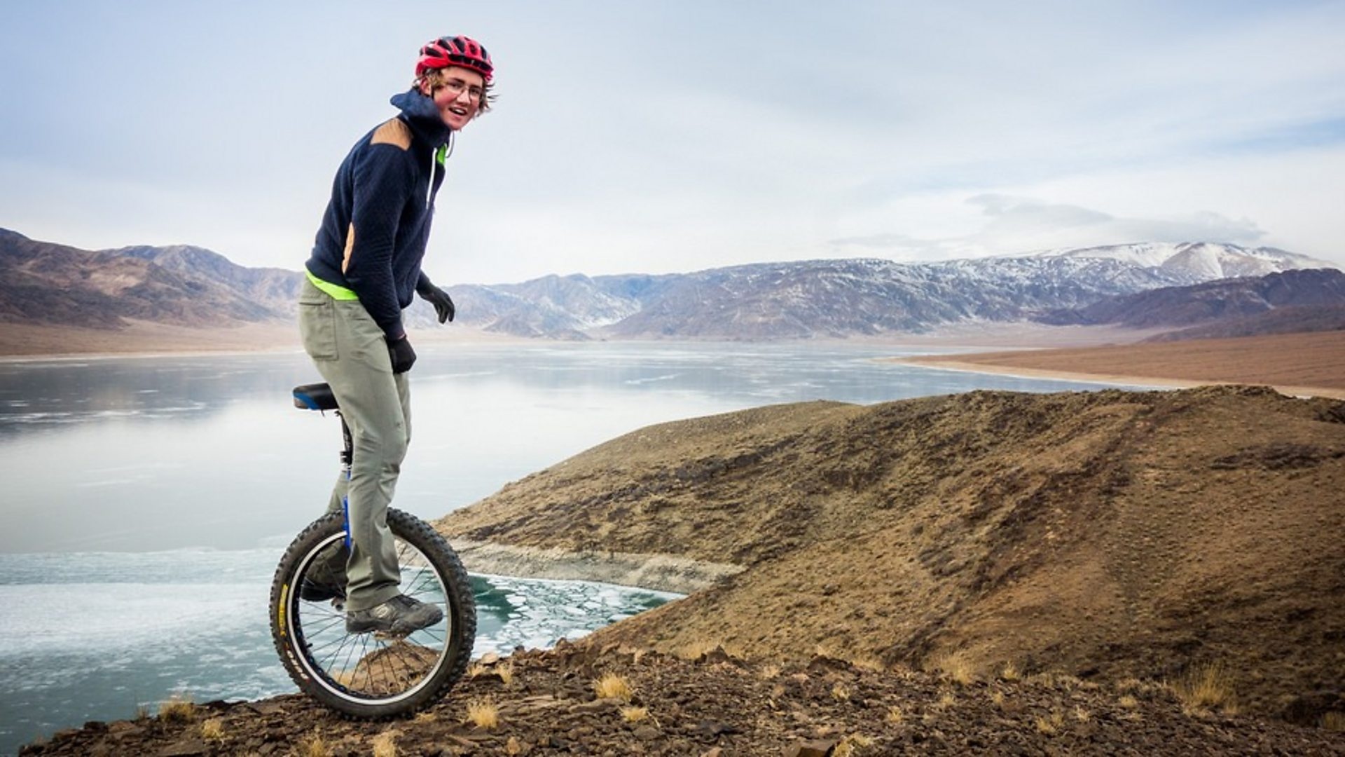 Four year old girl, Bristol, Learned to unicycle, 1920x1080 Full HD Desktop