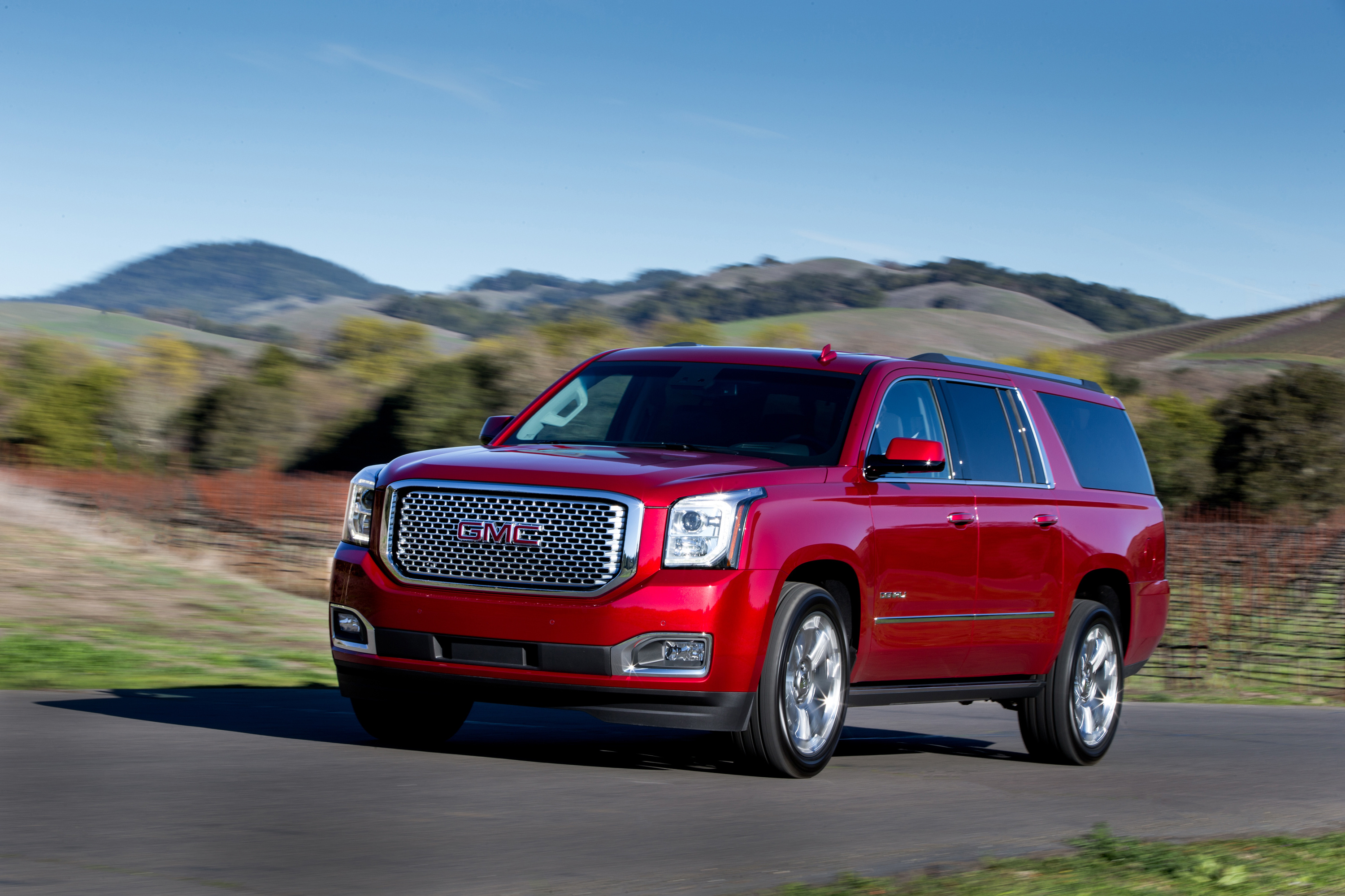 GMC Yukon, Full-size SUV, Luxurious comfort, Powerful performance, 3000x2000 HD Desktop