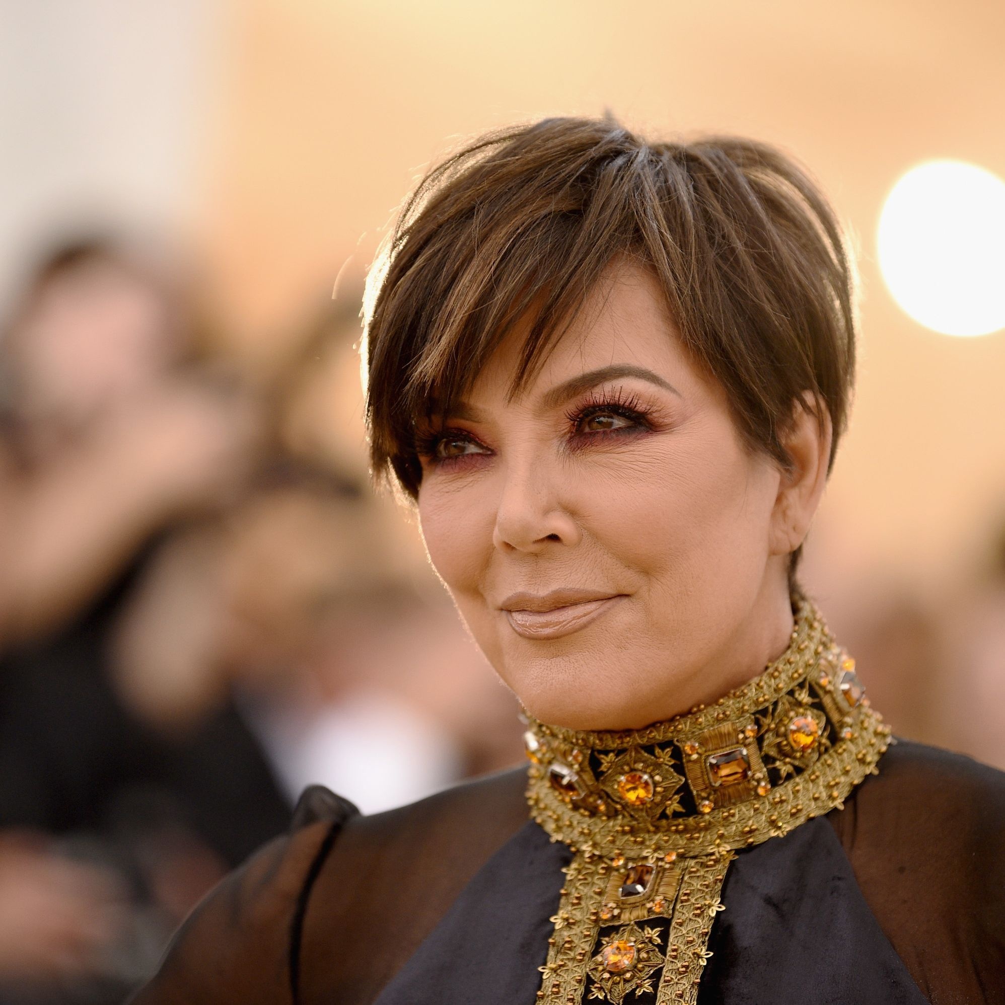 Kris Jenner, Hair transformation, Lob hairstyle, Marie Claire, 2000x2000 HD Phone