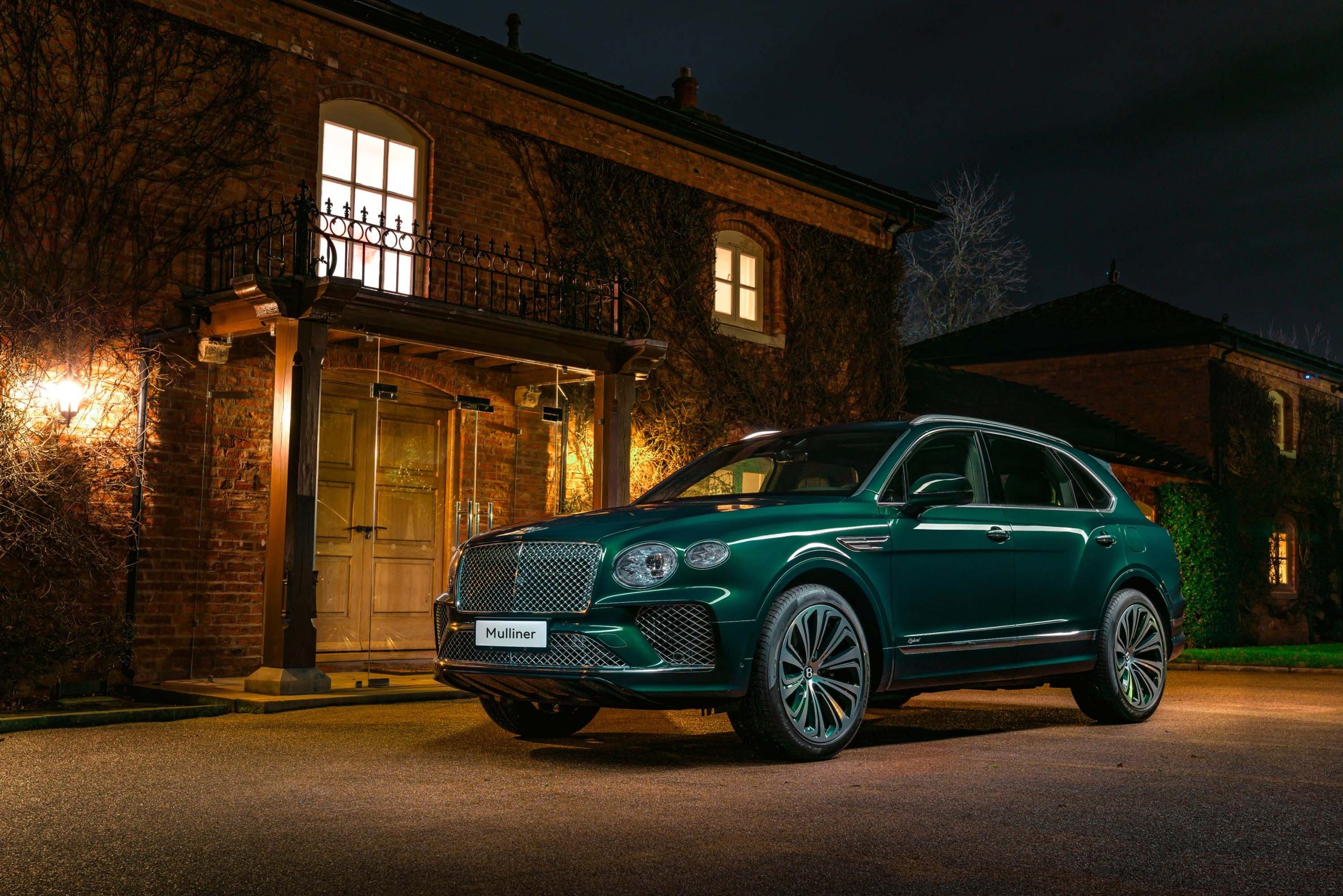 Hybrid, Bentley Bentayga Wallpaper, 2560x1710 HD Desktop