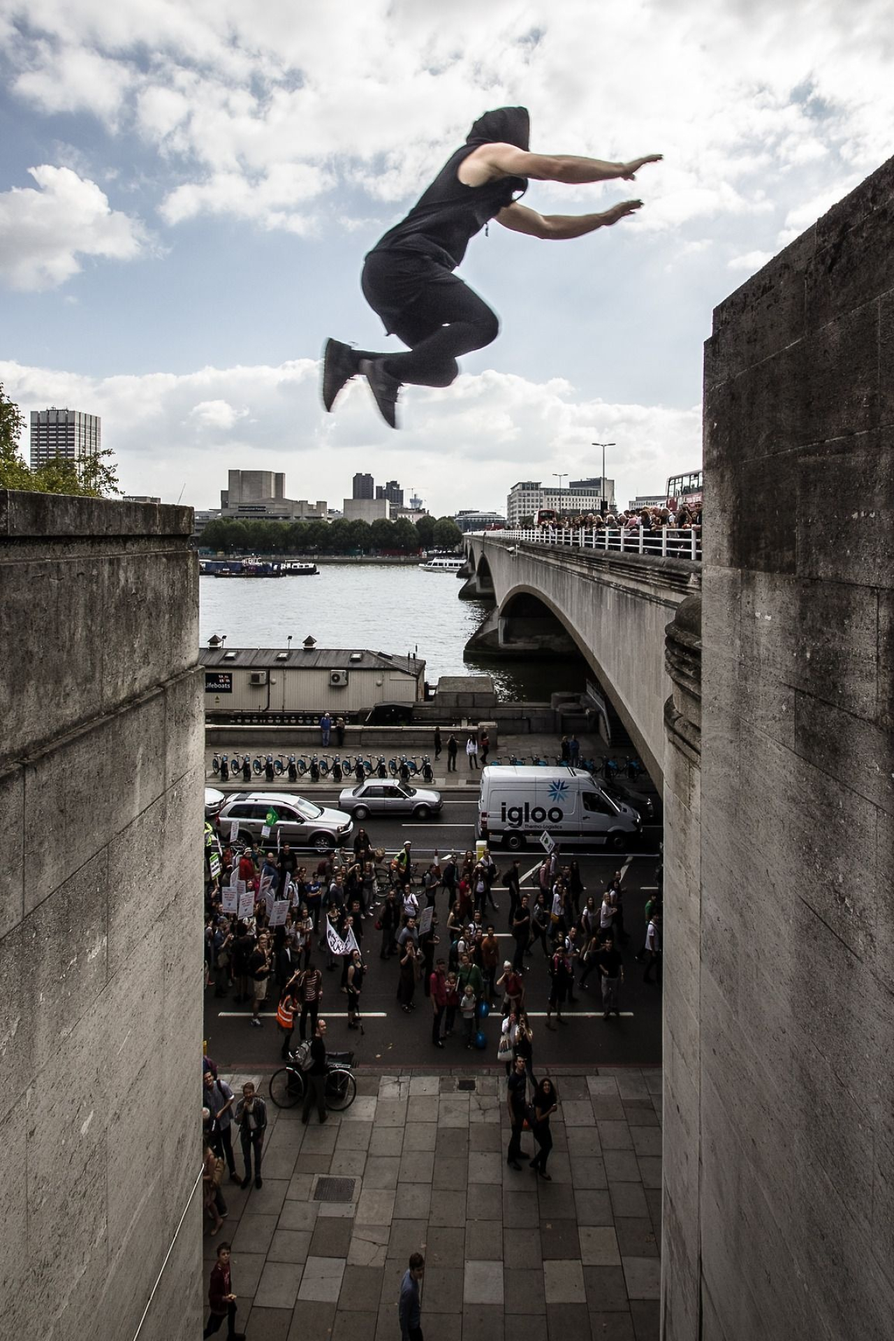 Jump, Freerunning Wallpaper, 1280x1920 HD Phone