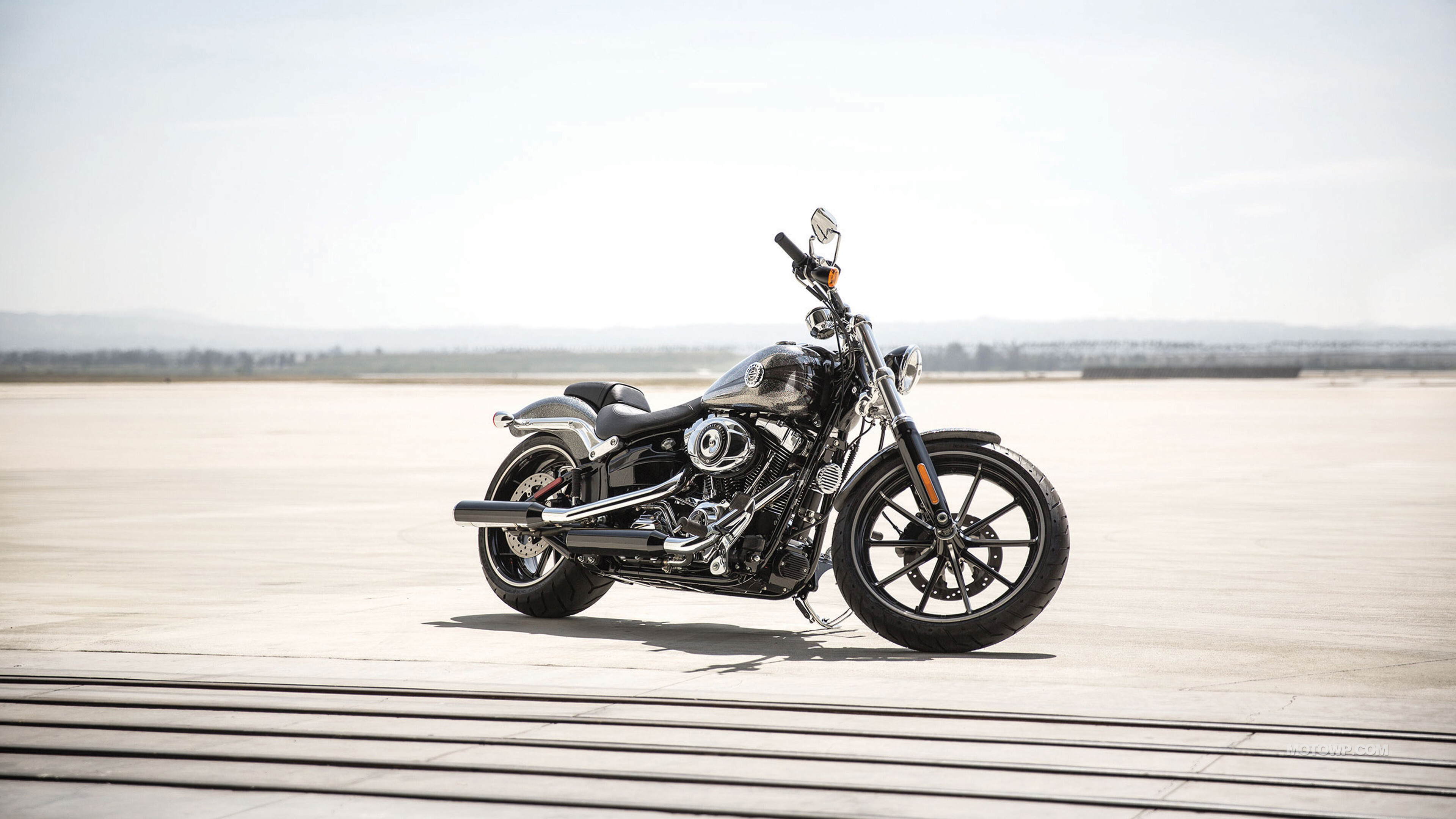 2015 Model, Harley-Davidson Softail Standard Wallpaper, 3840x2160 4K Desktop