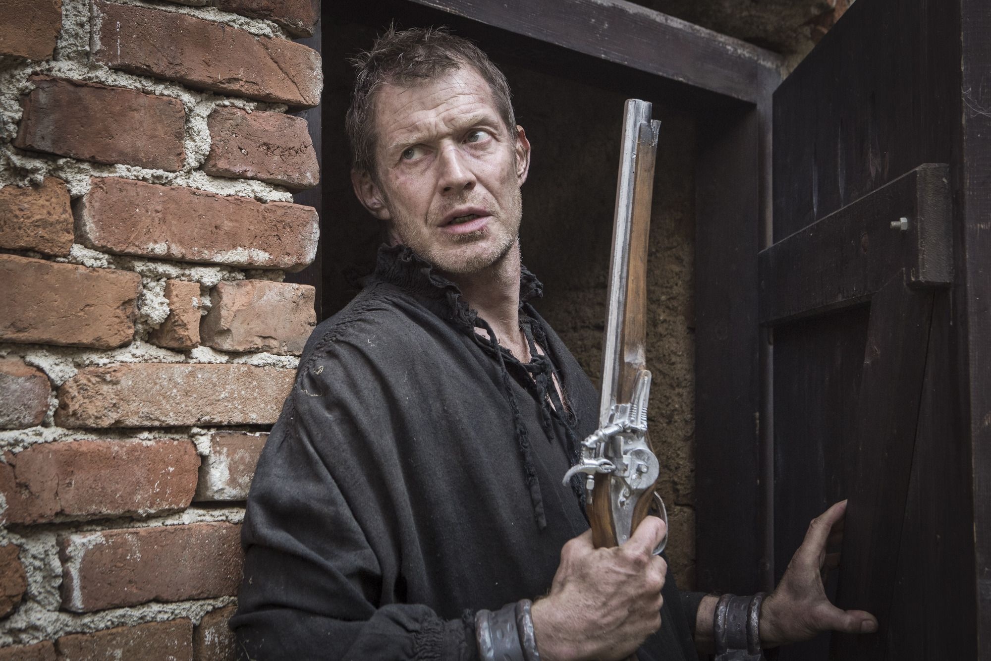 Jason Flemyng, The Musketeers, Talks, 2000x1340 HD Desktop