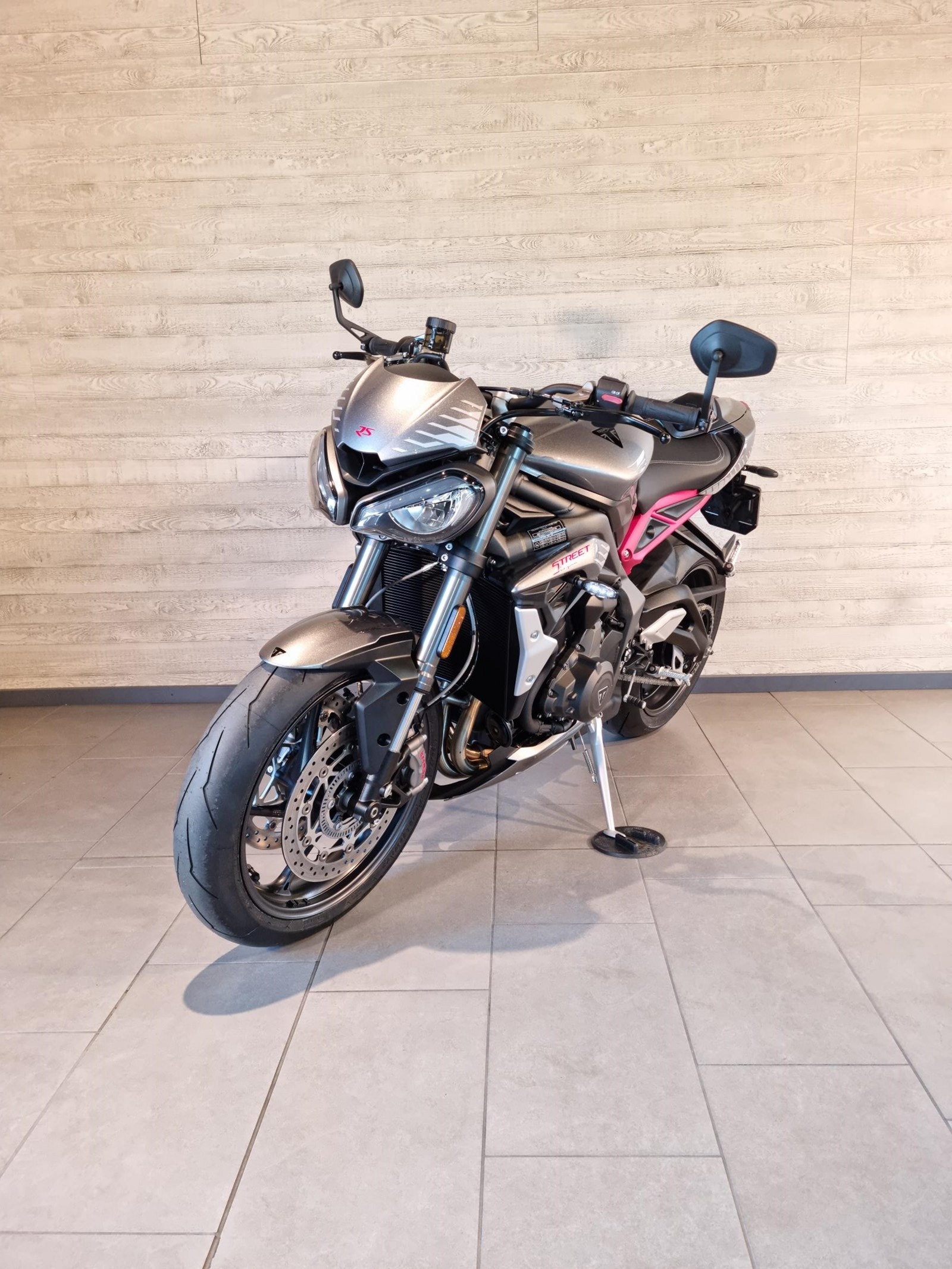 Triumph Street Triple RS, Powerful 765 engine, Cutting-edge ABS, Unparalleled performance, 1600x2140 HD Phone