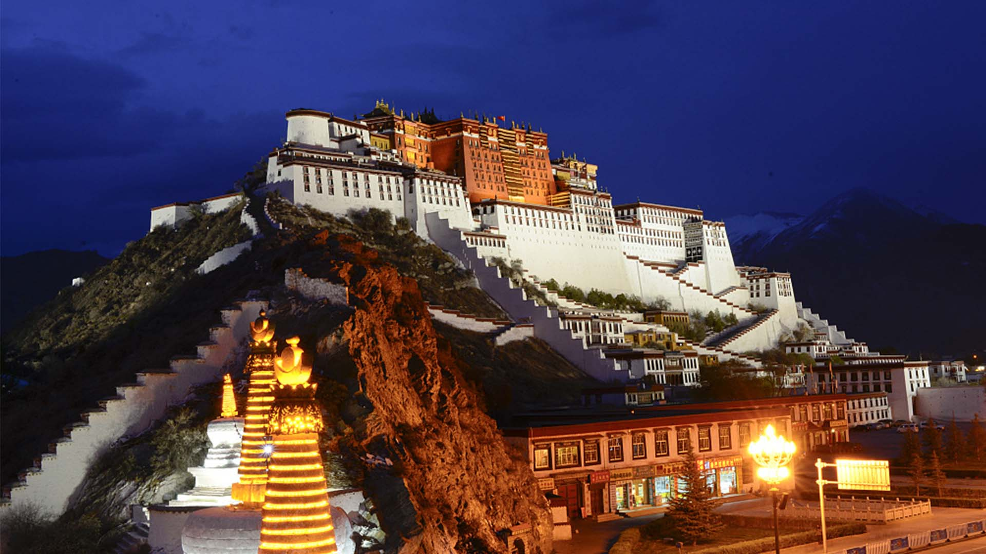 Potala Palace, Rooftop refurbishment, Tibet development, Landmark restoration, 1920x1080 Full HD Desktop