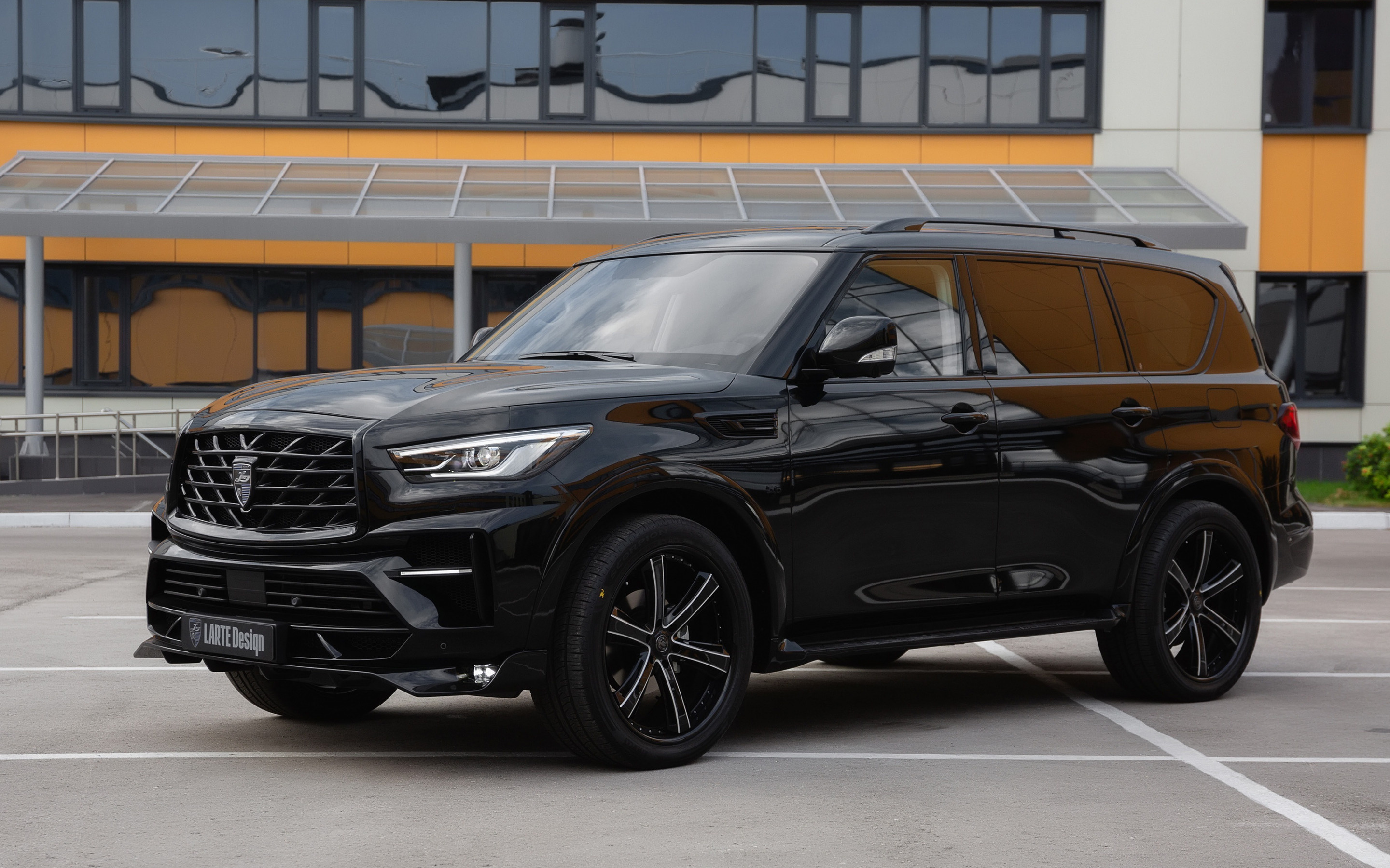 2020 Model, Infiniti QX80 Wallpaper, 2880x1800 HD Desktop