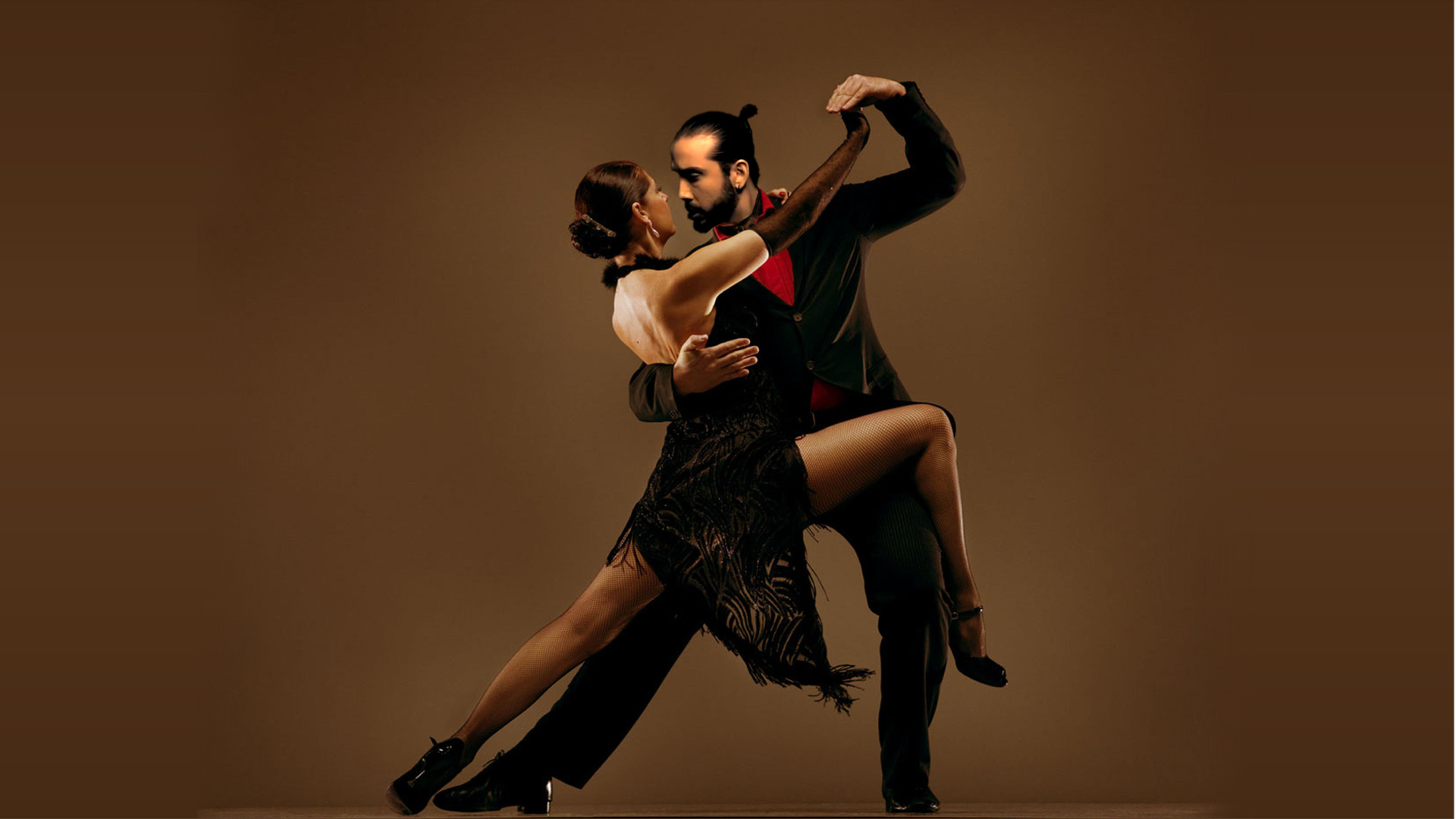 Ballroom dancers wallpapers, Dynamic poses, Passionate expressions, Dance partnerships, 1920x1080 Full HD Desktop