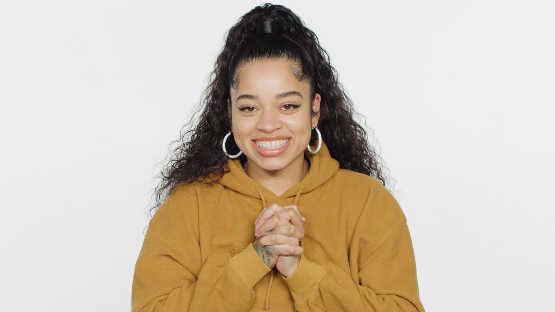 Ella Mai, Song association, Sings Nicki Minaj, Adele, Beyonc, 1920x1080 Full HD Desktop