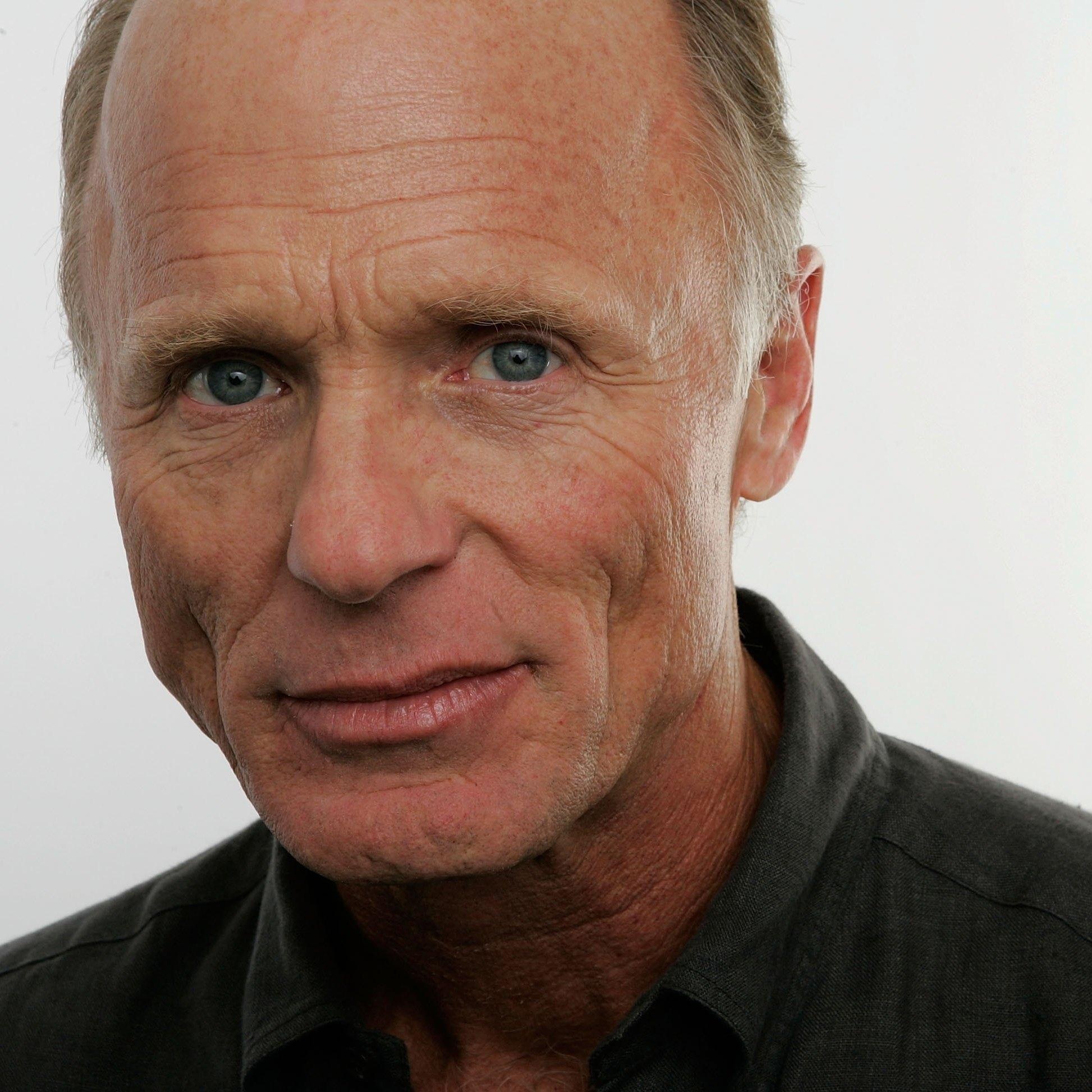 Ed Harris, Wallpapers, Photos, Cool, 1950x1950 HD Phone