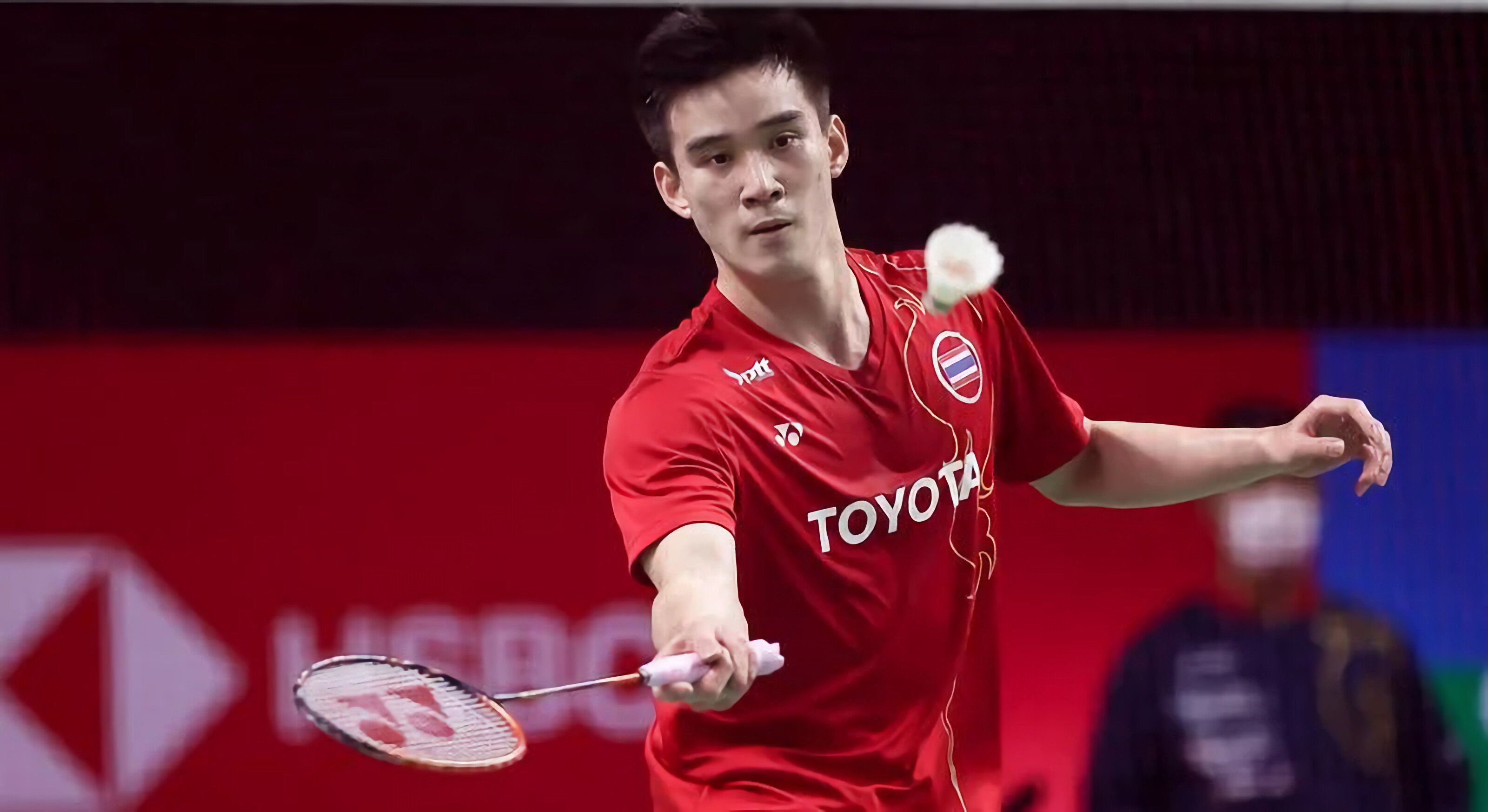 Kantaphon Wangcharoen, Badminton star, Intense rallies, Unstoppable force, 3200x1750 HD Desktop