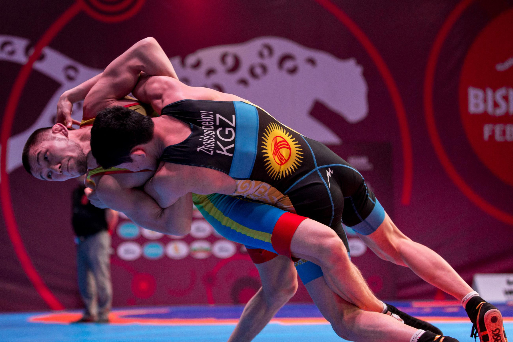 Nematullokh Nabiev vs Mirlan Zholdosbekov, Greco-Roman Wrestling Wallpaper, 2050x1370 HD Desktop