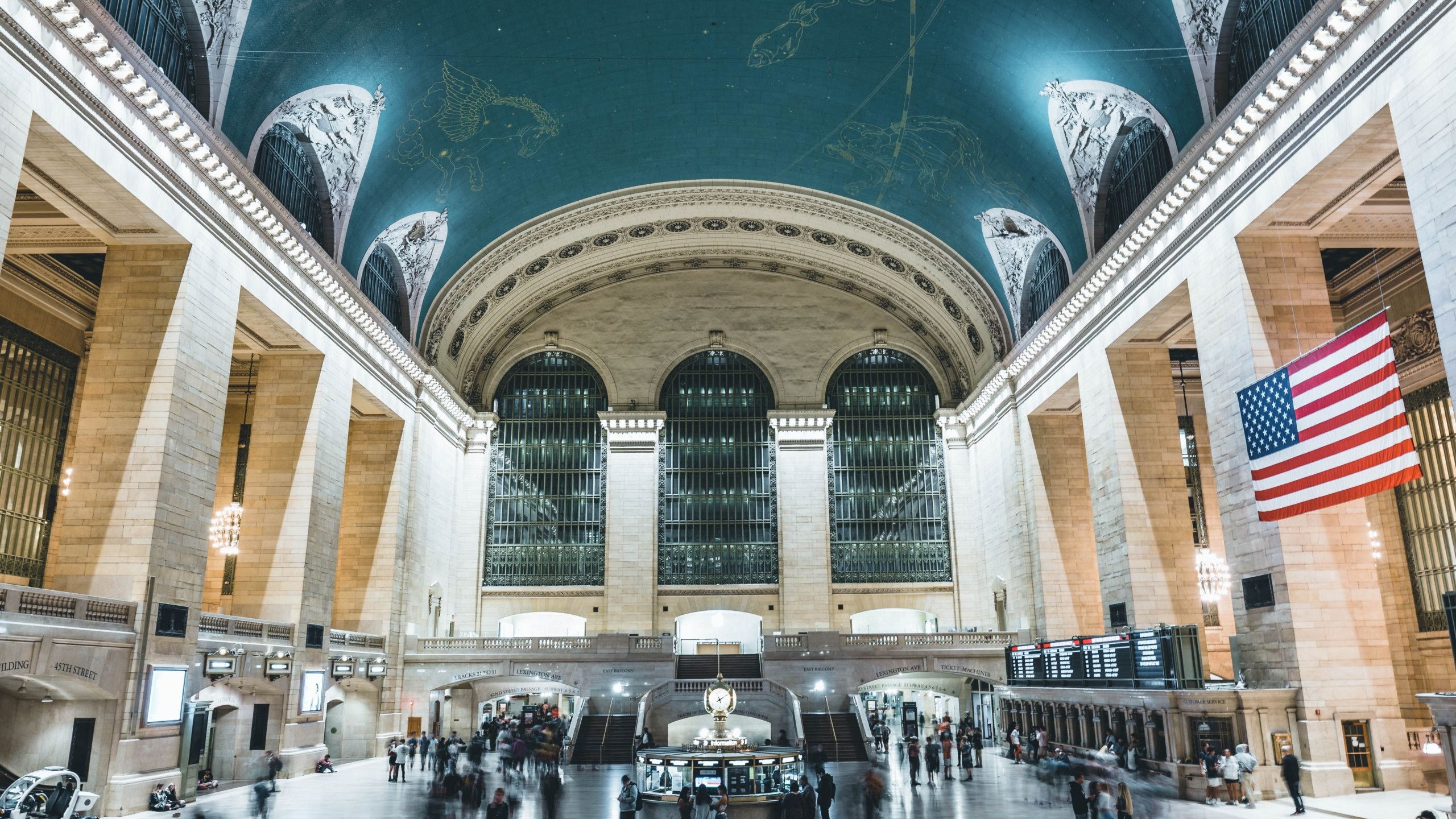 Grand Central Station, Terminal architecture, Commuter hub, Public transportation, 2560x1440 HD Desktop