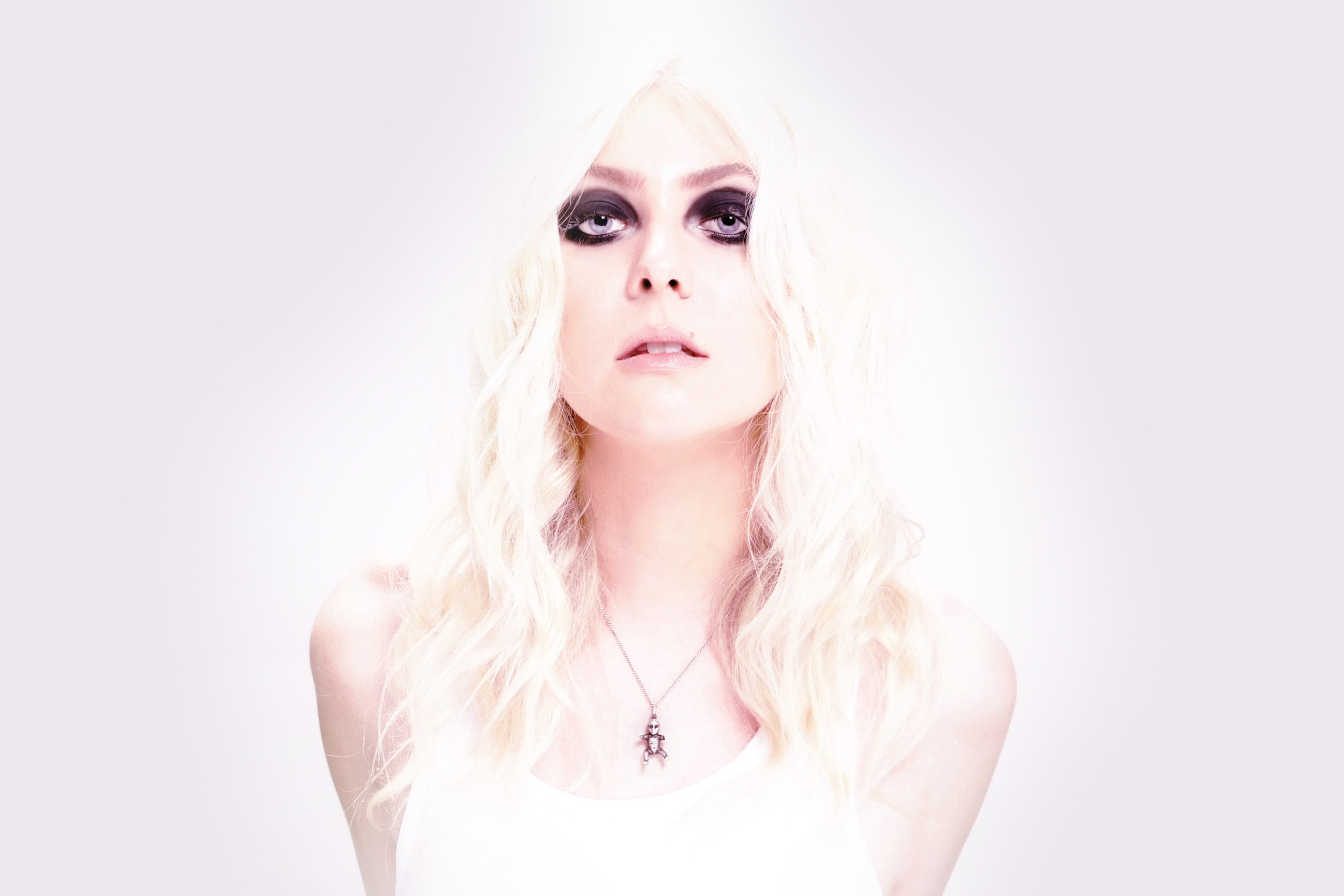 Taylor Momsen, HD wallpapers, Backgrounds, 2700x1800 HD Desktop