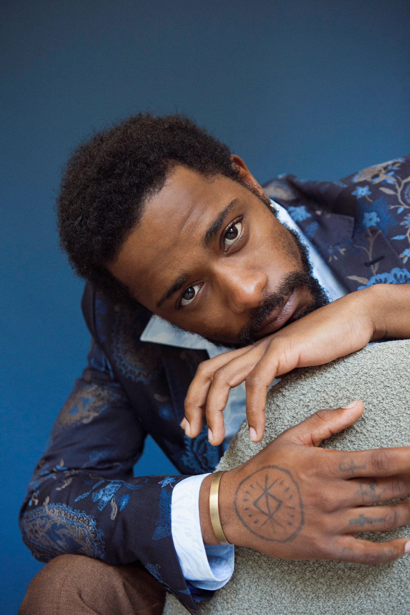 LaKeith Stanfield, WWD photoshoot, Fashion, 1370x2050 HD Phone