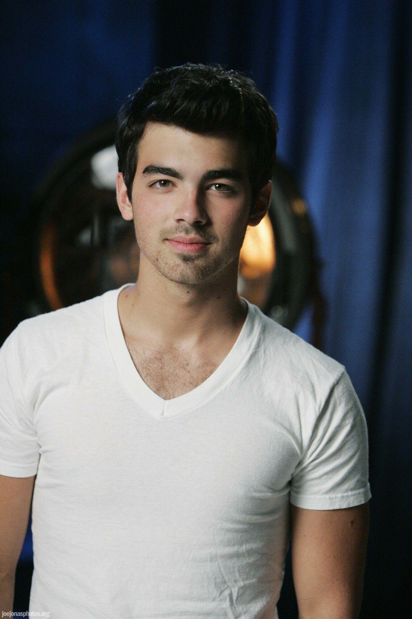 Joe, Jonas Brothers Wallpaper, 1340x2000 HD Phone