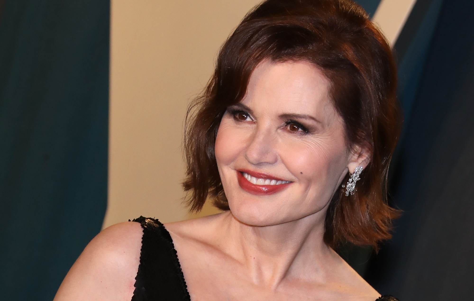 Geena Davis, Inspirational words, Wise advice, Thoughtful insights, 2000x1270 HD Desktop